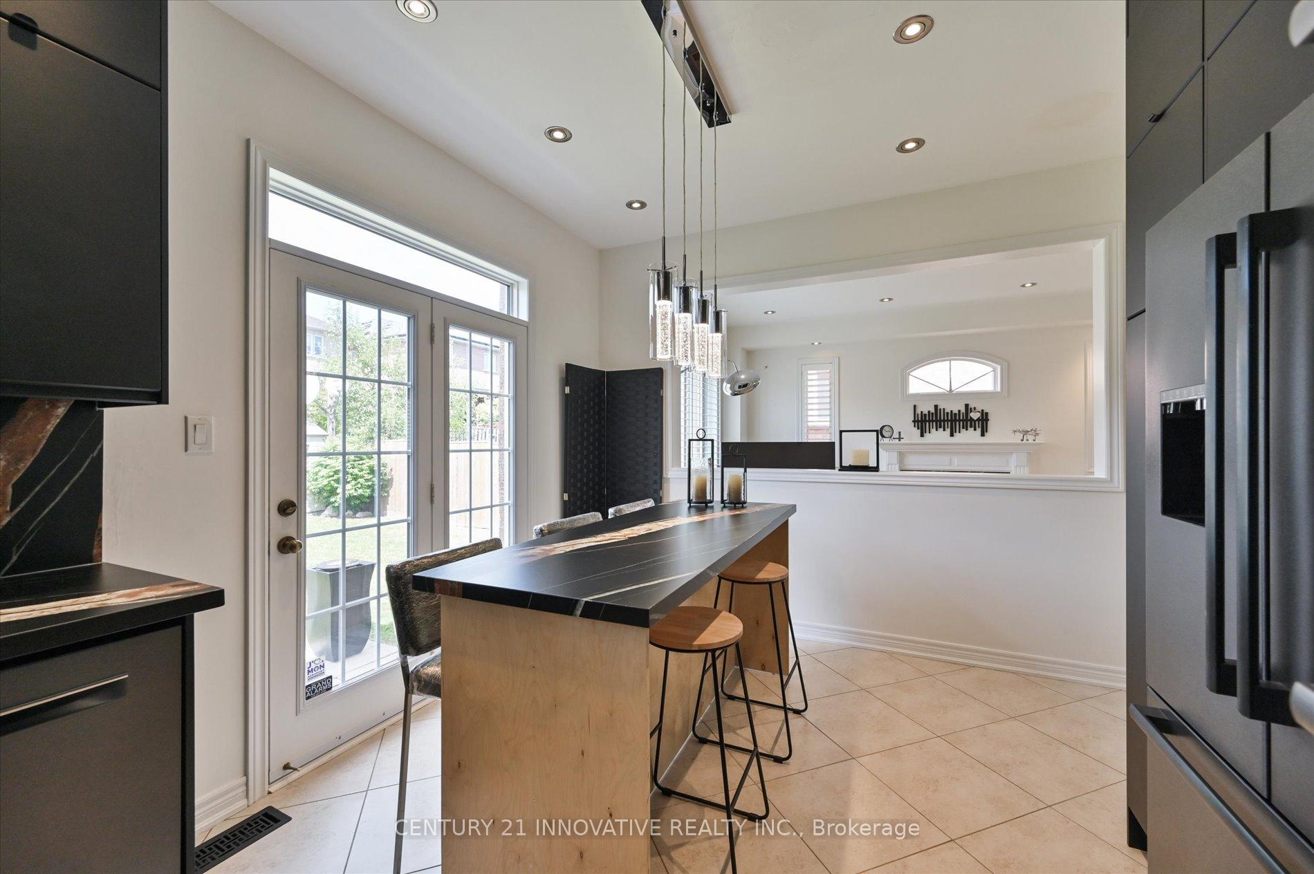 Photo 15 of 92 Riverwalk Drive, Markham, Box Grove — HOMEH