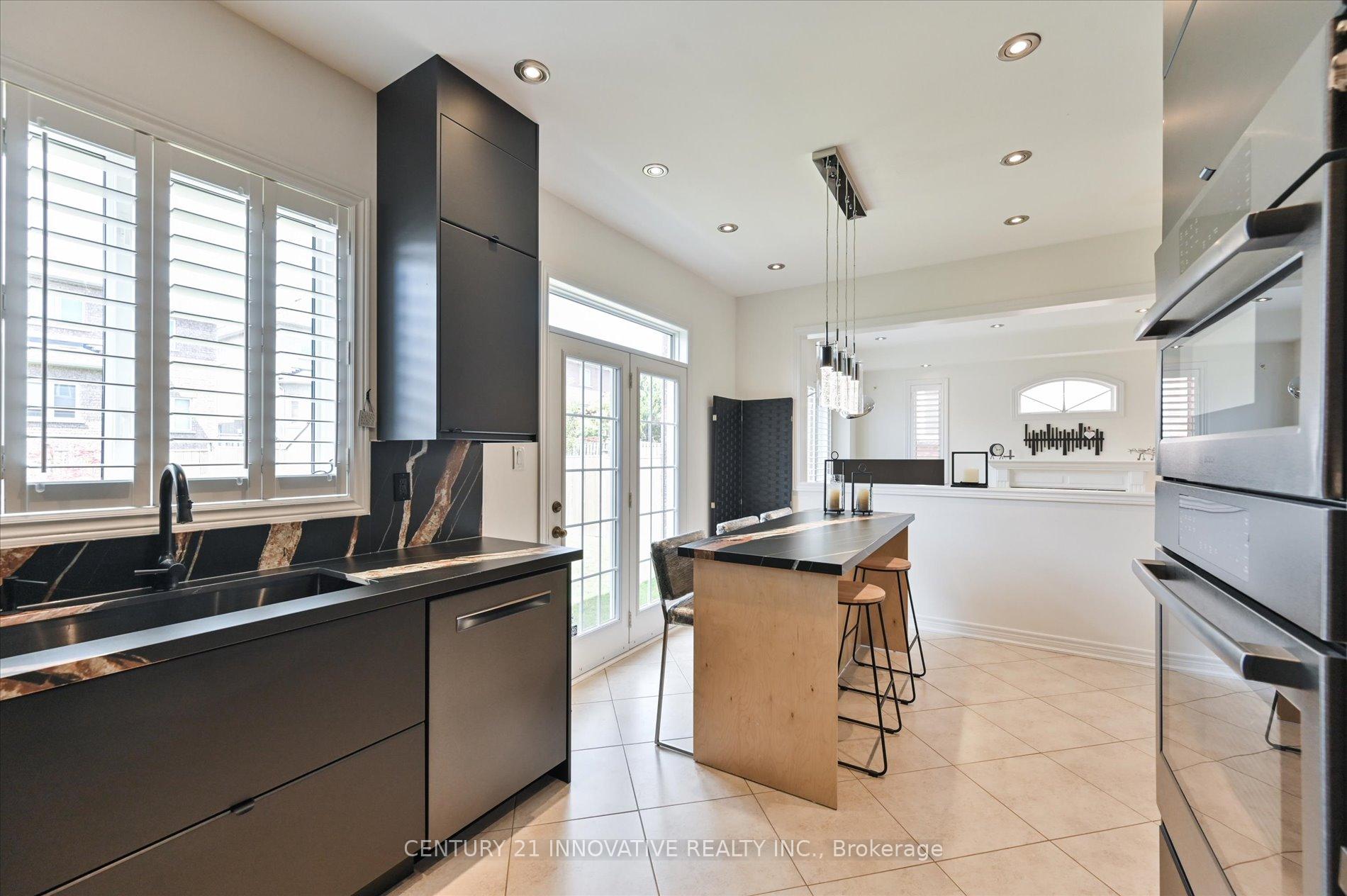Photo 18 of 92 Riverwalk Drive, Markham, Box Grove — HOMEH