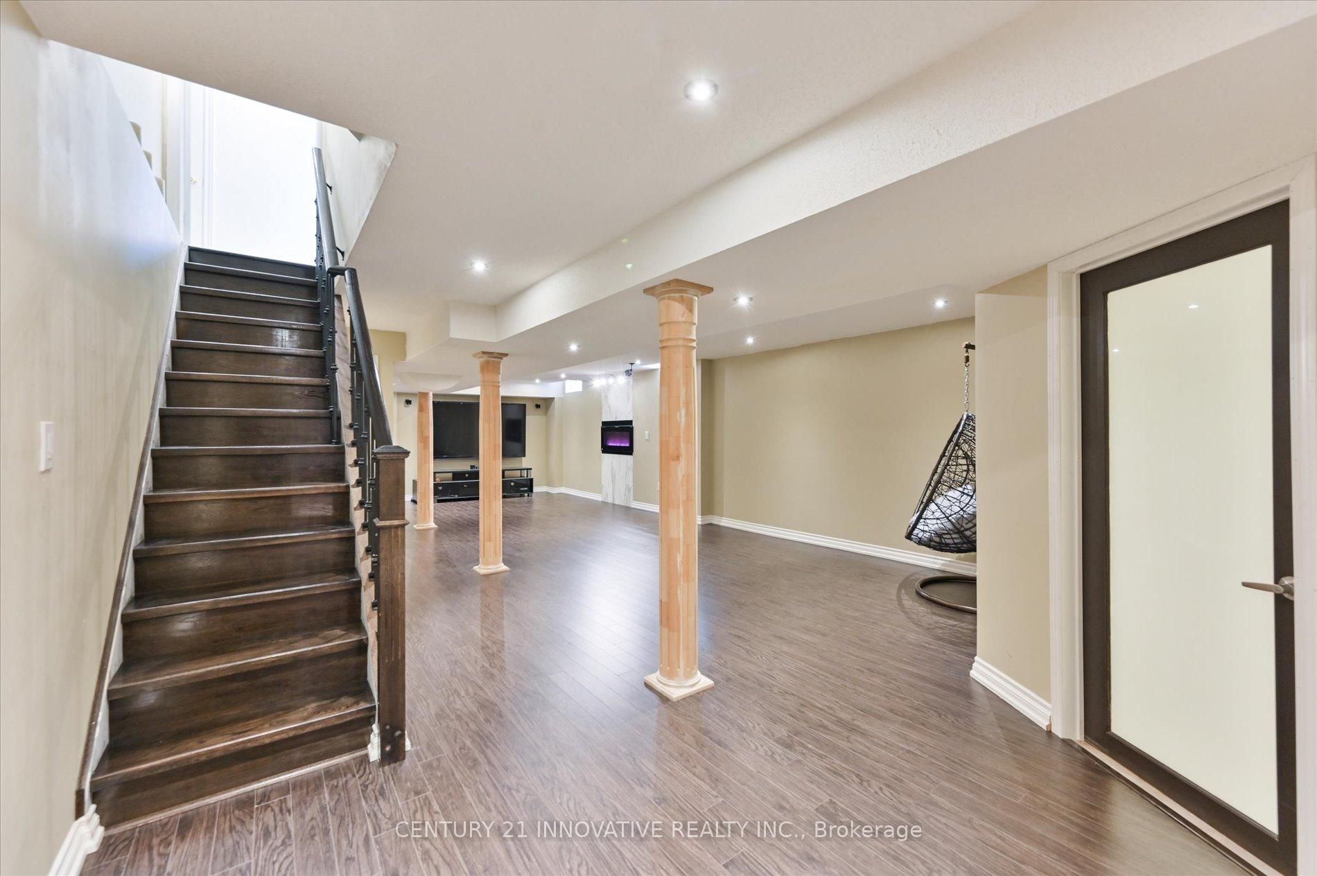 Photo 37 of 92 Riverwalk Drive, Markham, Box Grove — HOMEH