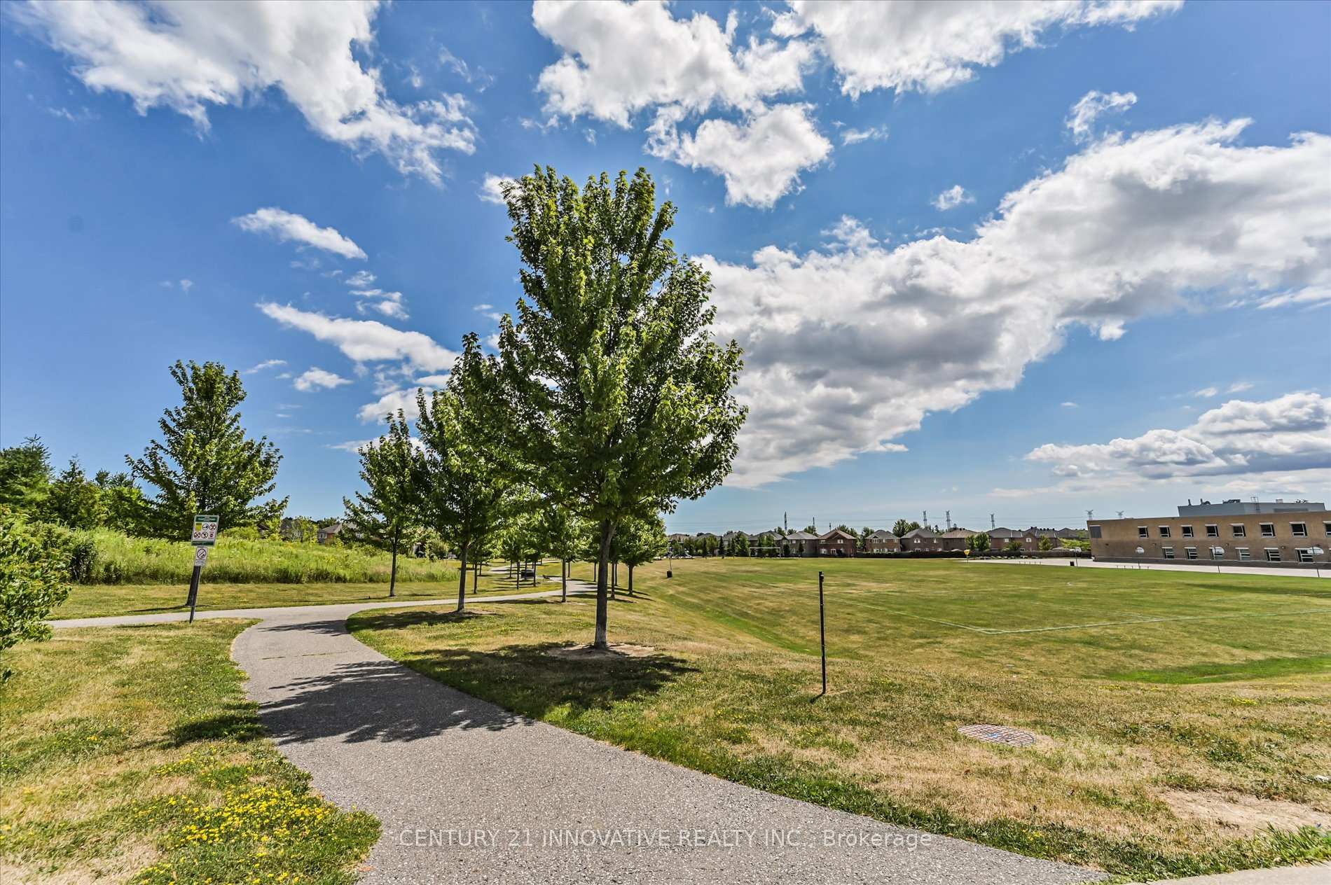 Photo 49 of 92 Riverwalk Drive, Markham, Box Grove — HOMEH