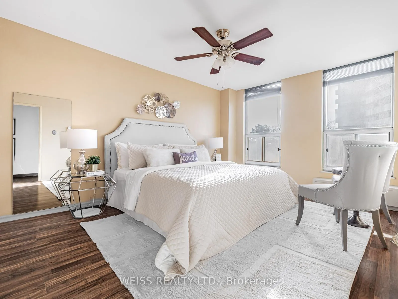 Photo 21 of Unit 301, 130 Neptune Drive, Toronto, Englemount-Lawrence — HOMEH