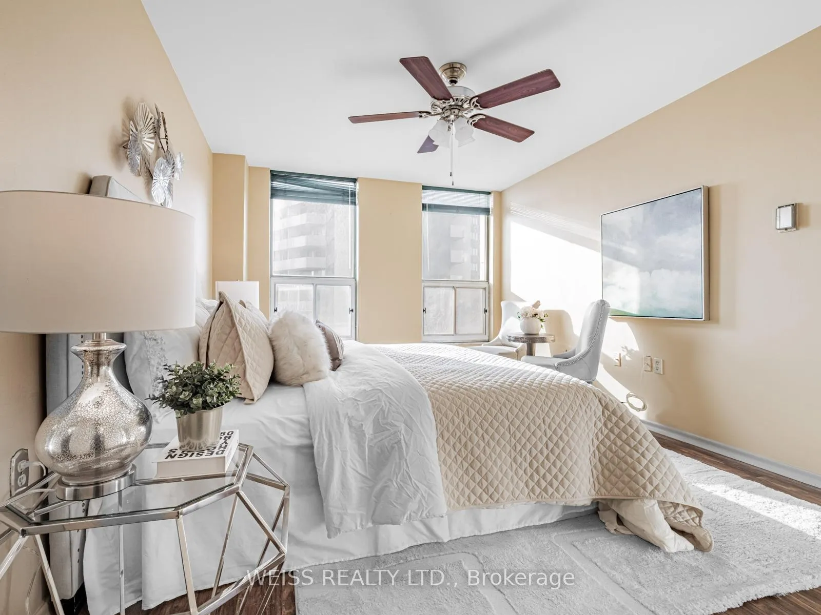 Photo 22 of Unit 301, 130 Neptune Drive, Toronto, Englemount-Lawrence — HOMEH