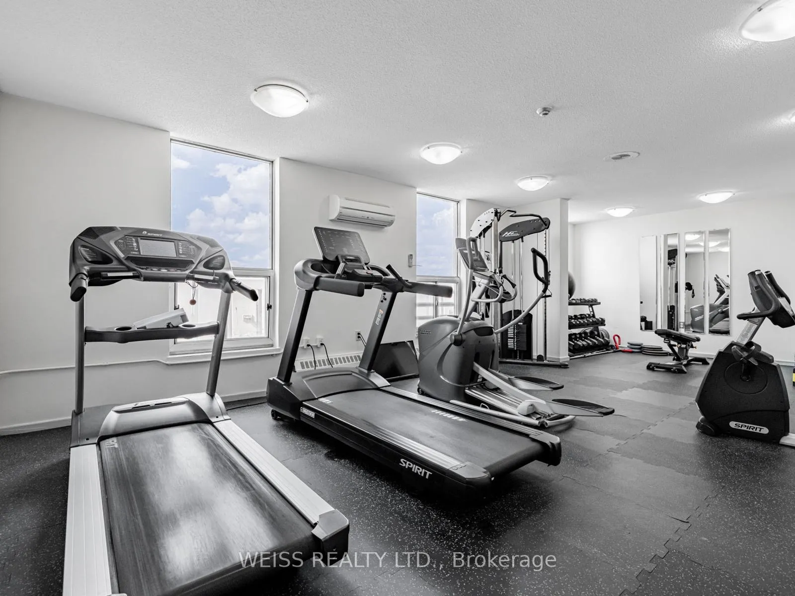 Photo 30 of Unit 301, 130 Neptune Drive, Toronto, Englemount-Lawrence — HOMEH