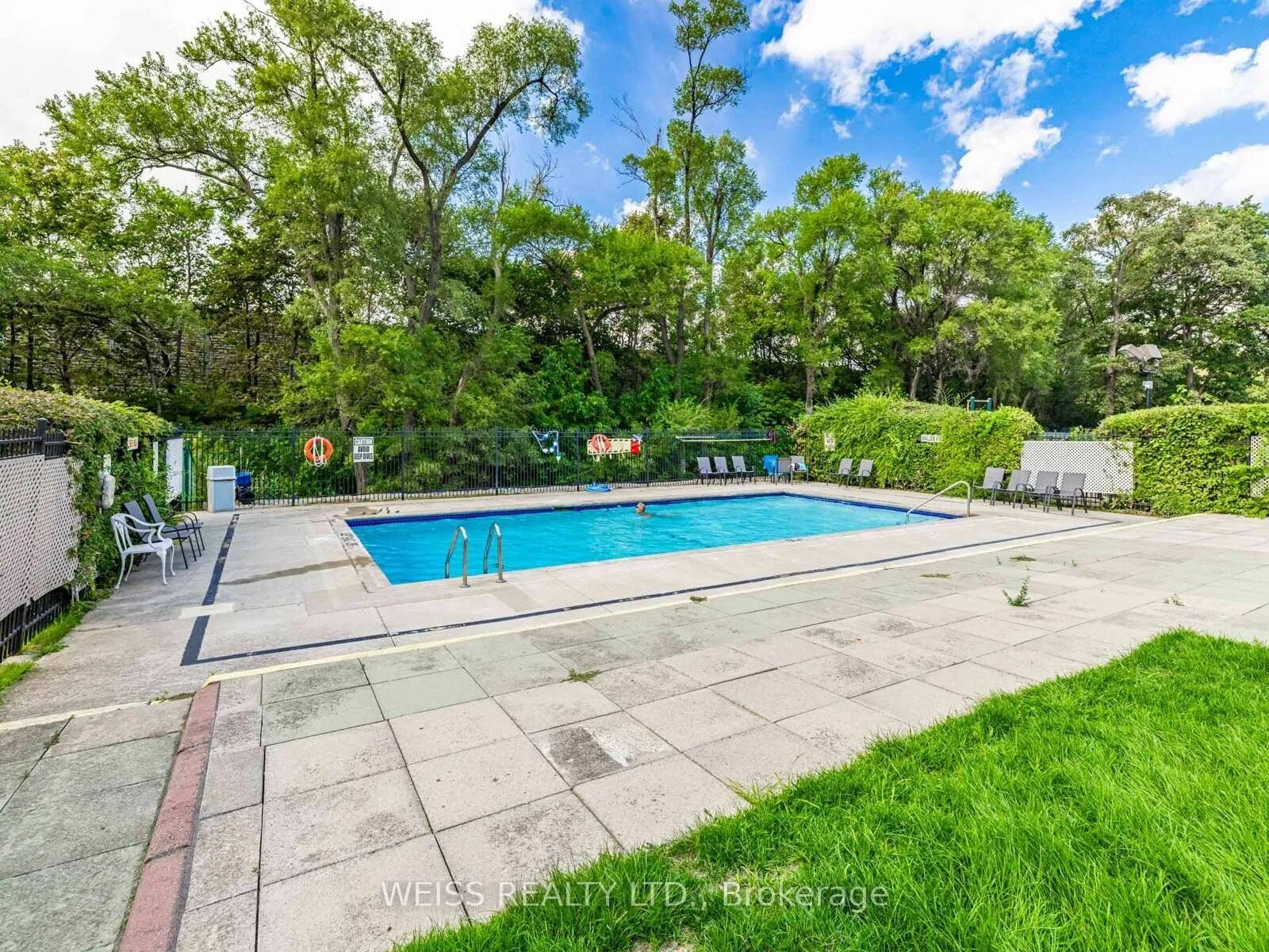 Photo 35 of Unit 301, 130 Neptune Drive, Toronto, Englemount-Lawrence — HOMEH