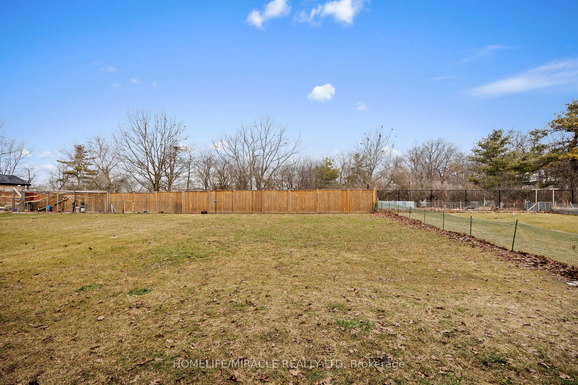 Photo 7 of 196 Freure Drive, Cambridge, Blair Road — HOMEH