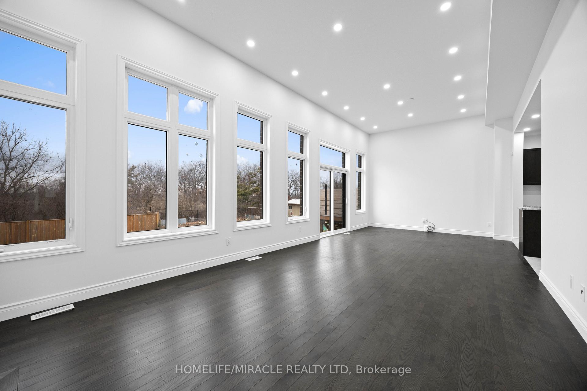 Photo 15 of 196 Freure Drive, Cambridge, Blair Road — HOMEH