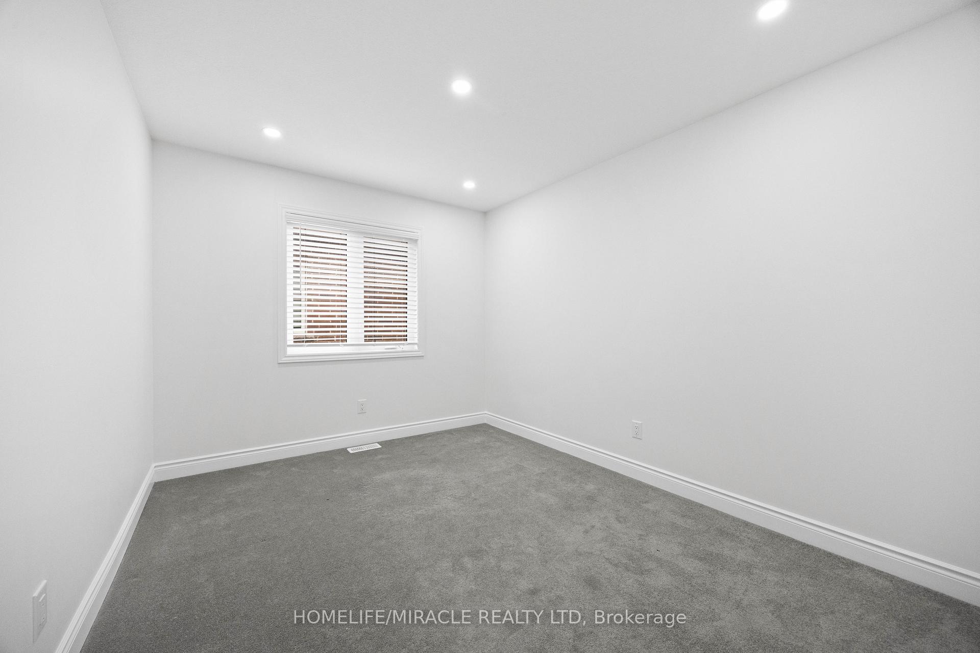 Photo 33 of 196 Freure Drive, Cambridge, Blair Road — HOMEH
