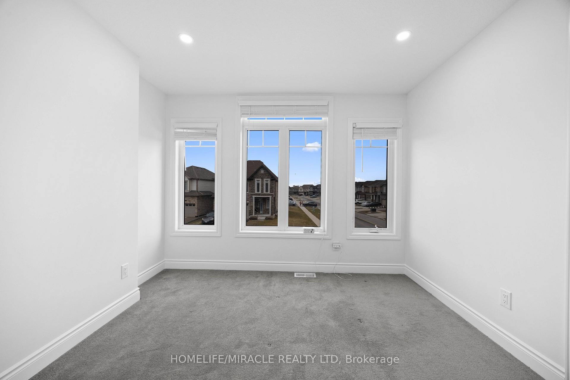 Photo 38 of 196 Freure Drive, Cambridge, Blair Road — HOMEH