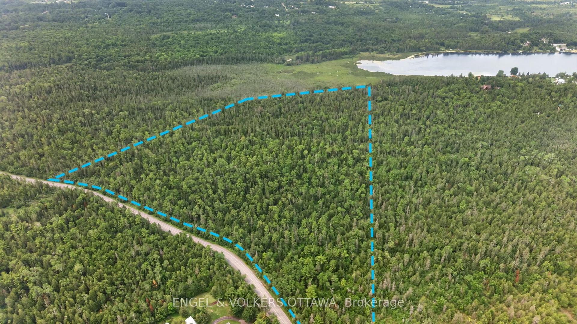 Photo 2 of 775 Kerwin Road, Ottawa, Kanata - Kanata (North East) — HOMEH