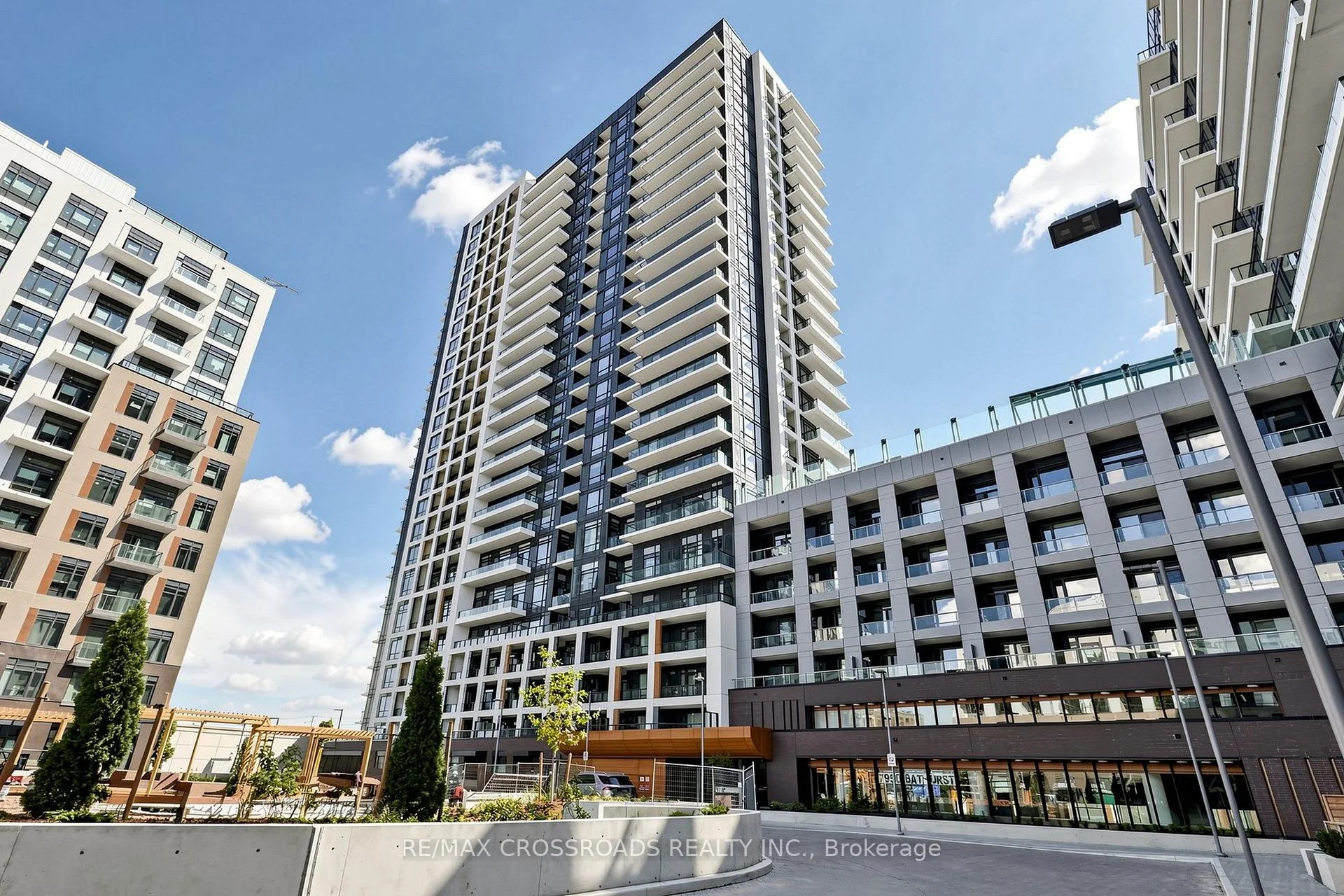 Photo 8 of Unit 2, 7950 Bathurst Street, Vaughan, Beverley Glen — HOMEH