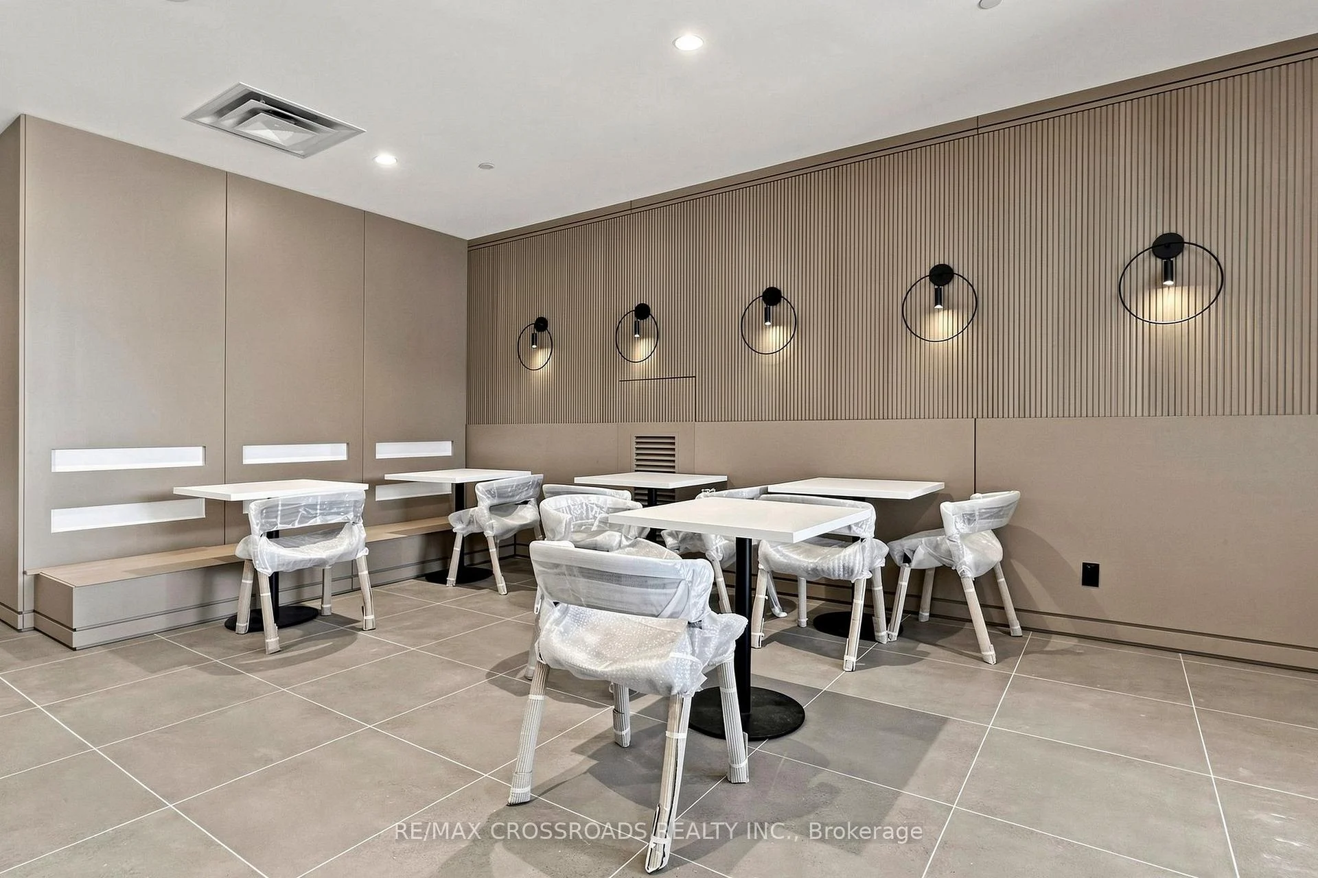 Photo 34 of Unit 2, 7950 Bathurst Street, Vaughan, Beverley Glen — HOMEH