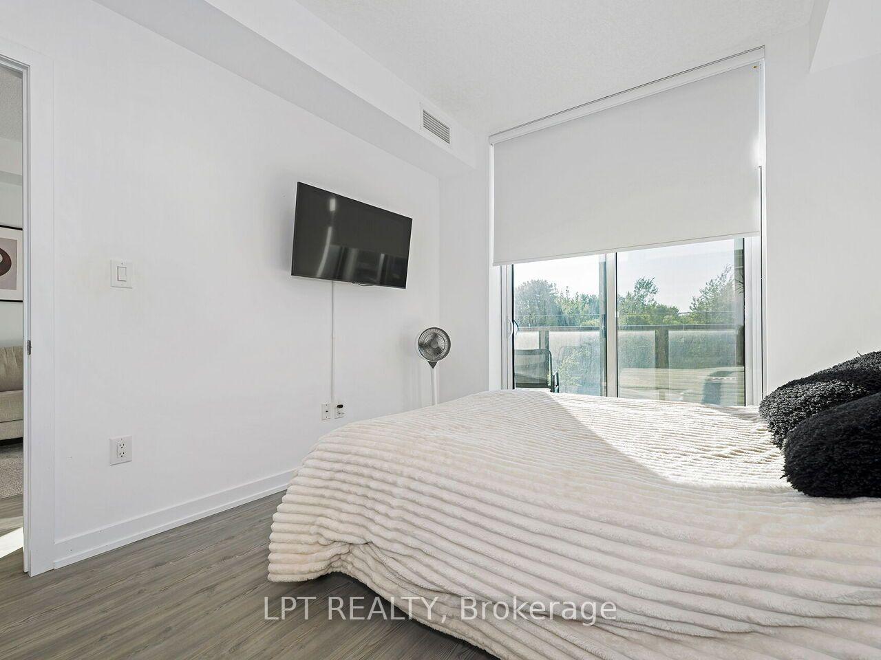 Photo 23 of Unit 209, 460 Dundas Street E, Hamilton, Waterdown — HOMEH
