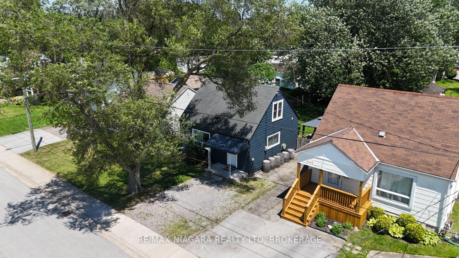 Photo 1 of 4354 Fifth Avenue, Niagara Falls, Downtown — HOMEH