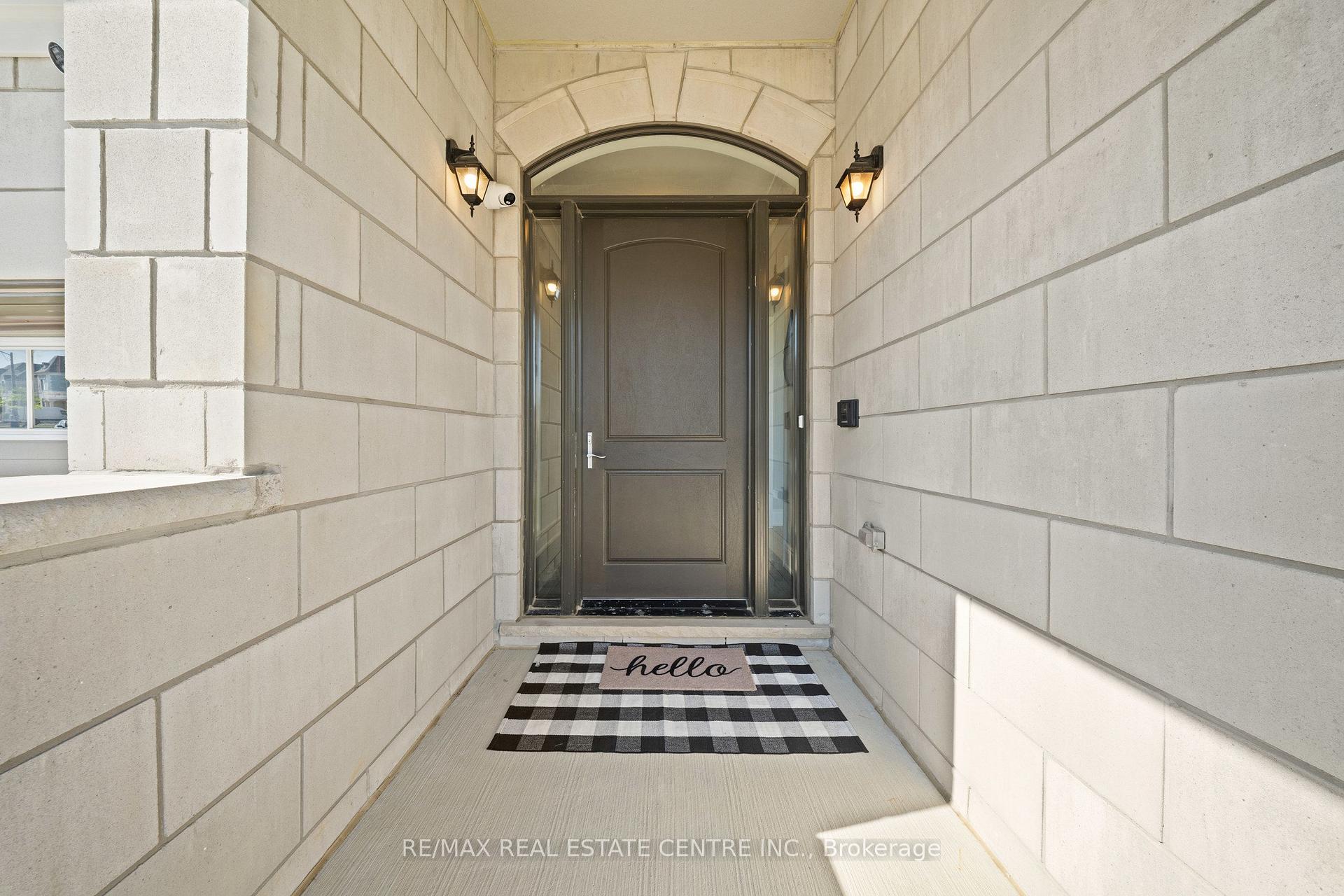 Photo 7 of 70 Appleyard Avenue, Vaughan, Kleinburg — HOMEH
