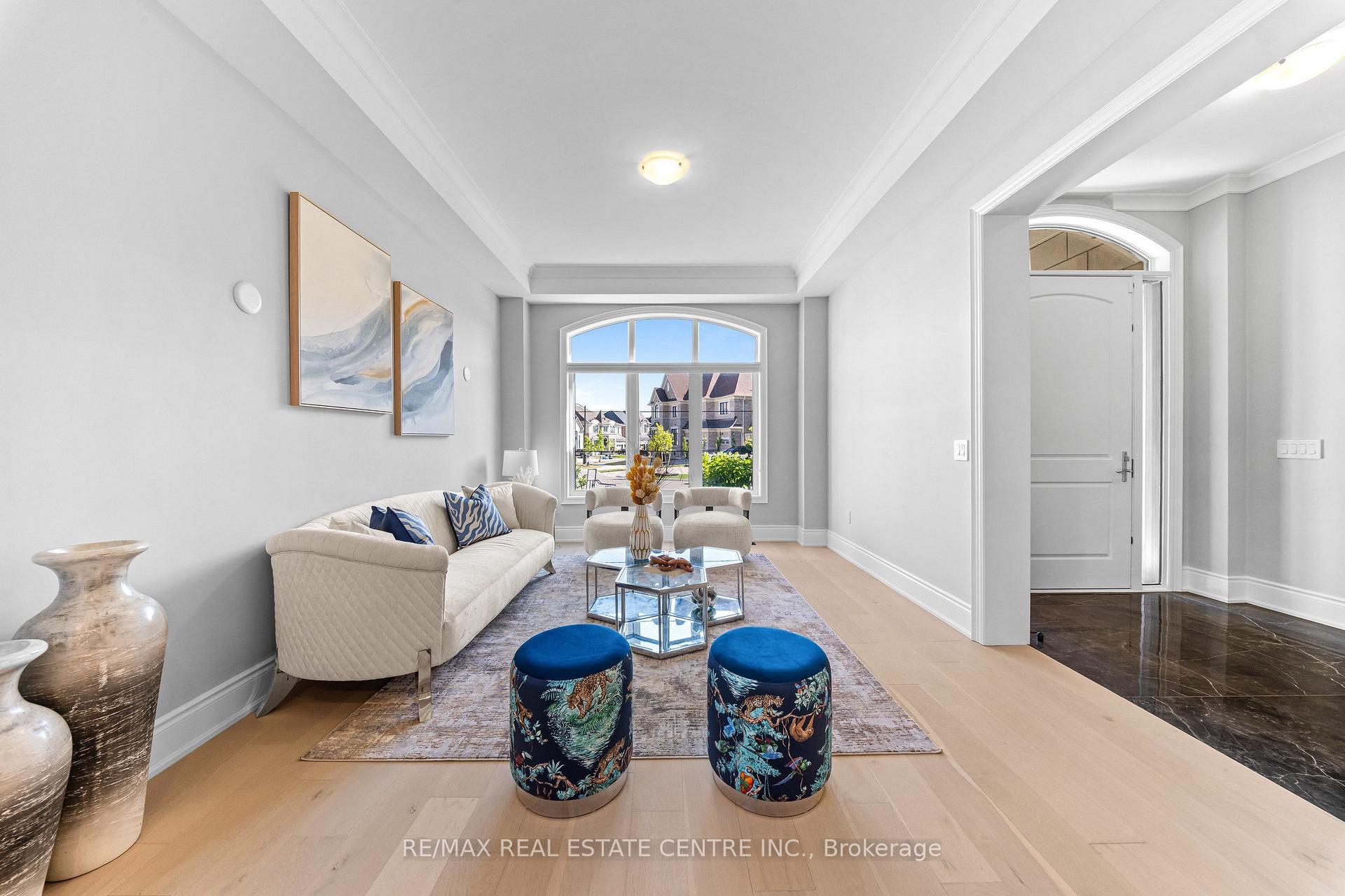 Photo 11 of 70 Appleyard Avenue, Vaughan, Kleinburg — HOMEH