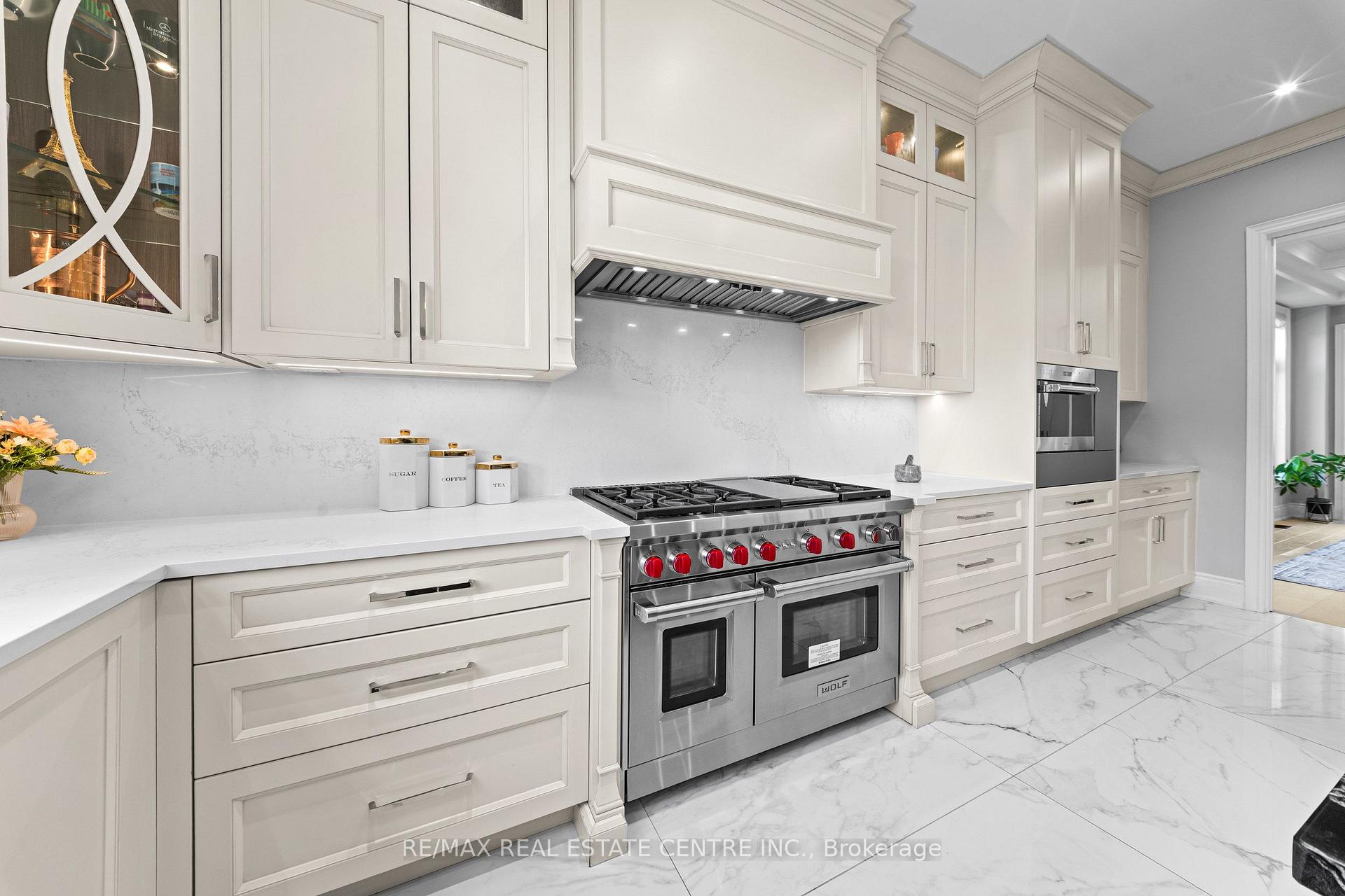 Photo 18 of 70 Appleyard Avenue, Vaughan, Kleinburg — HOMEH