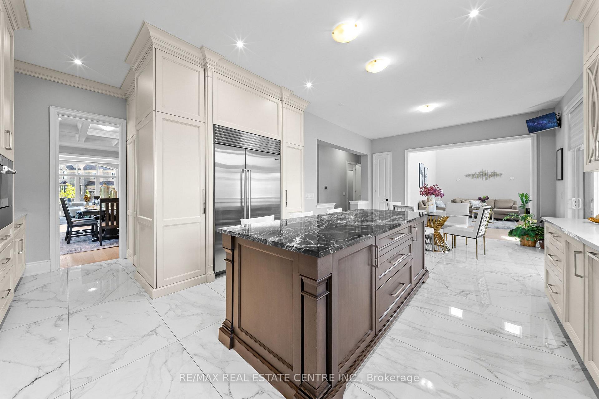 Photo 19 of 70 Appleyard Avenue, Vaughan, Kleinburg — HOMEH