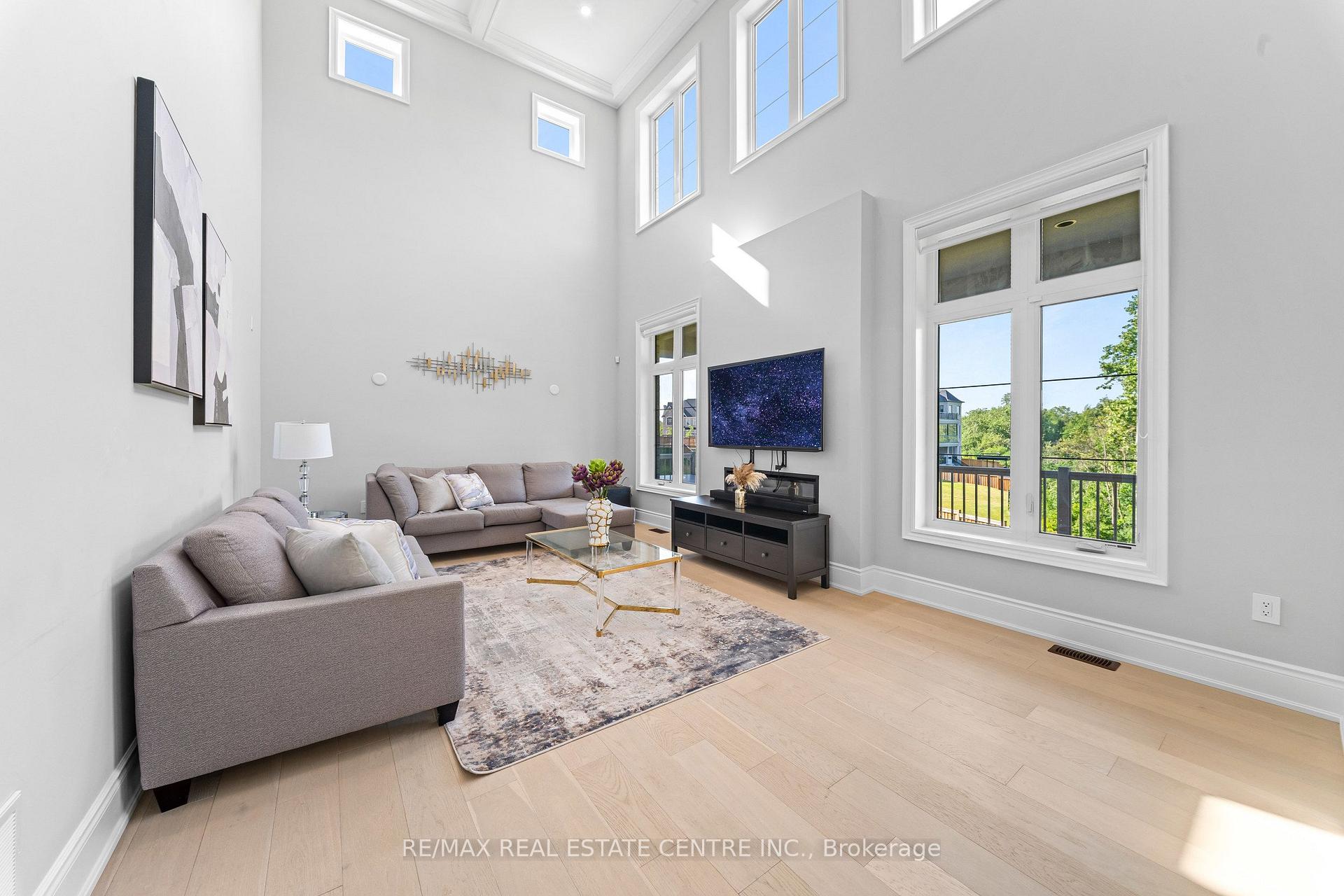 Photo 22 of 70 Appleyard Avenue, Vaughan, Kleinburg — HOMEH