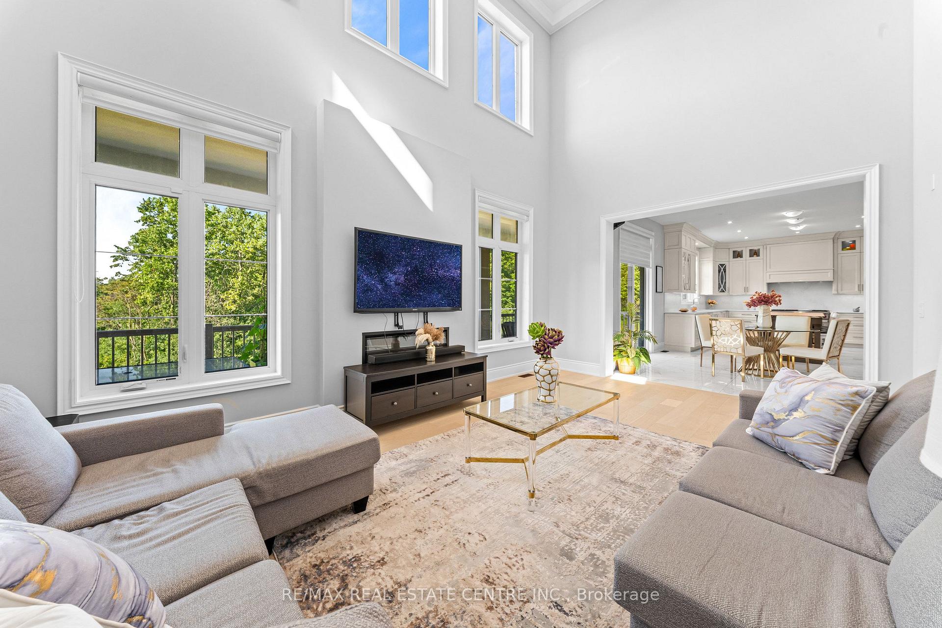 Photo 23 of 70 Appleyard Avenue, Vaughan, Kleinburg — HOMEH