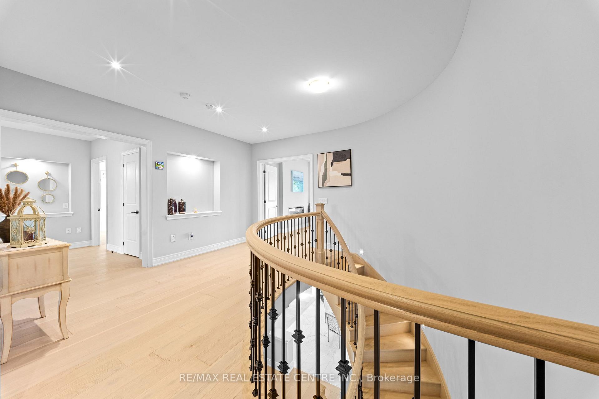 Photo 30 of 70 Appleyard Avenue, Vaughan, Kleinburg — HOMEH