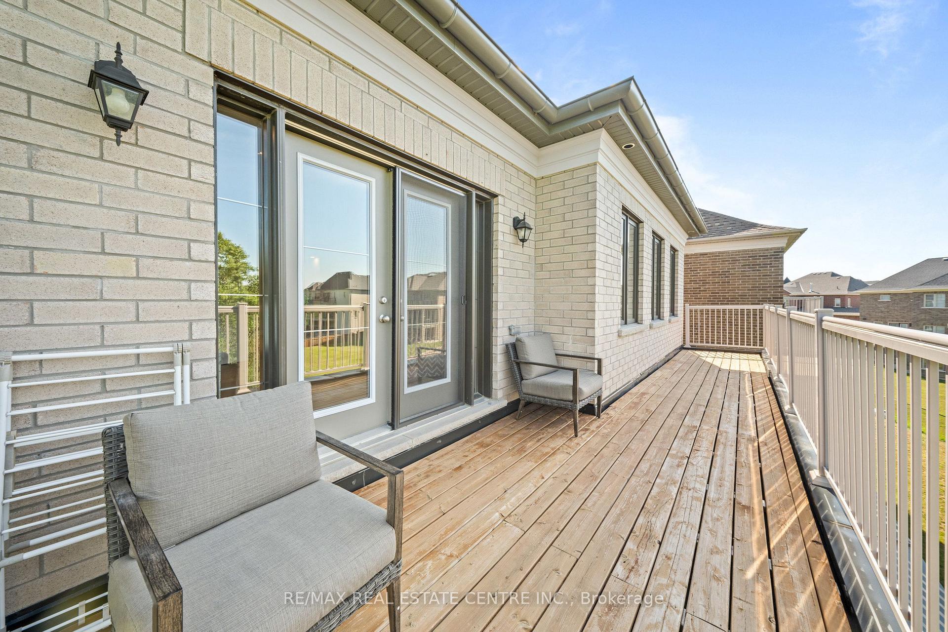 Photo 33 of 70 Appleyard Avenue, Vaughan, Kleinburg — HOMEH