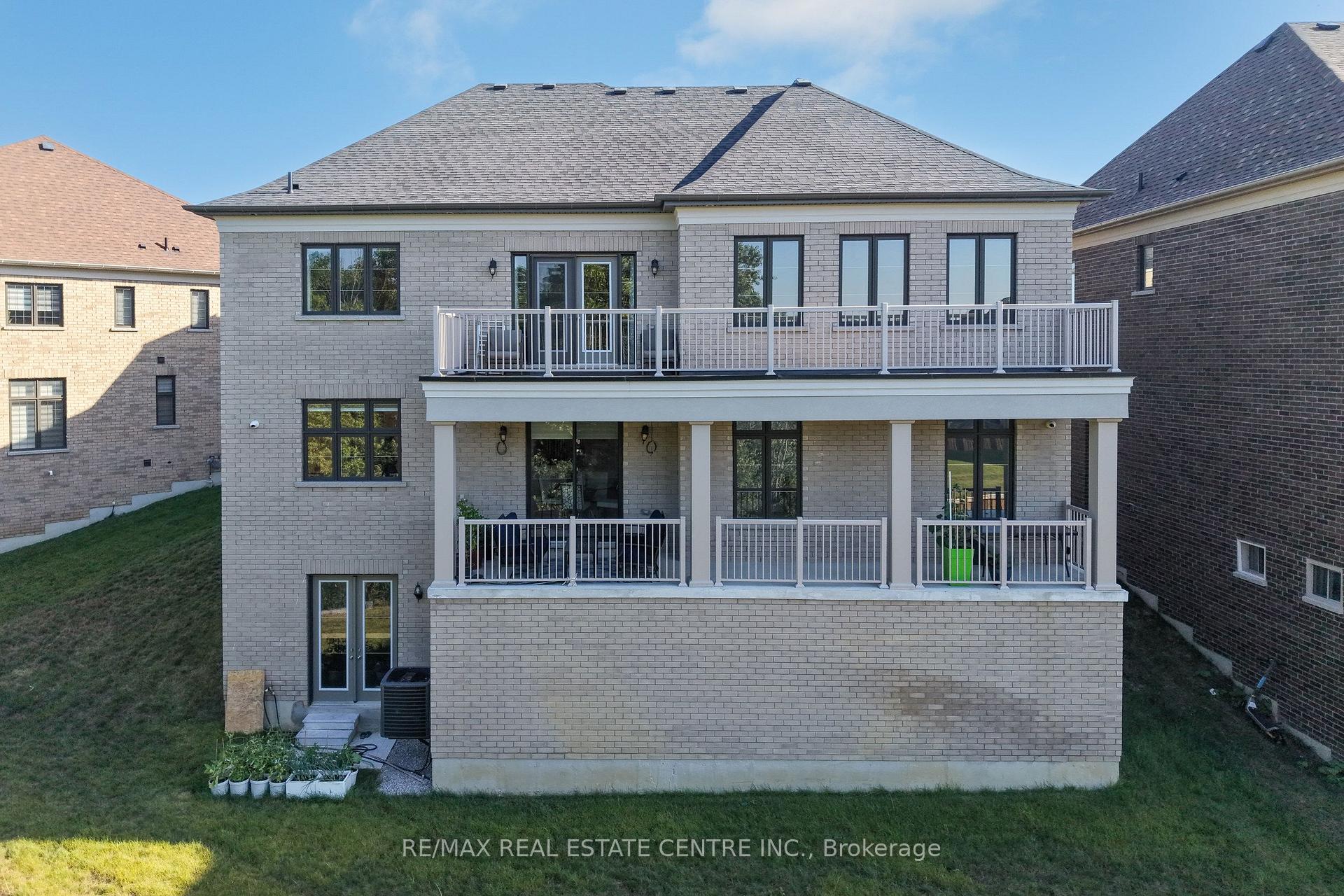 Photo 48 of 70 Appleyard Avenue, Vaughan, Kleinburg — HOMEH