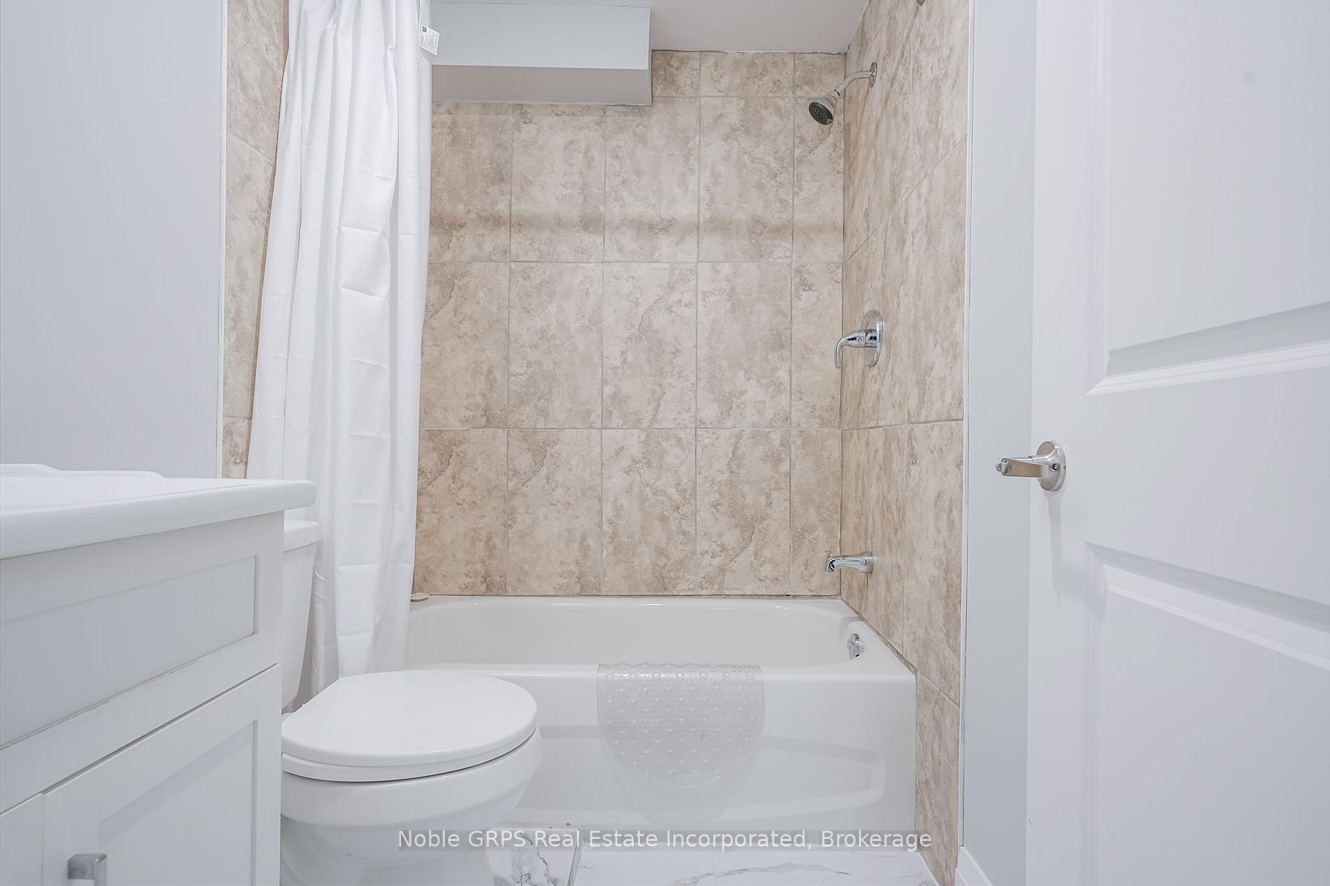 Photo 12 of 78 Butson Crescent, Clarington, Bowmanville — HOMEH
