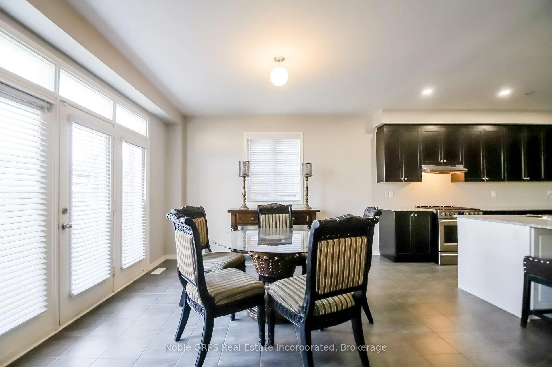 Photo 3 of 78 Butson Crescent, Clarington, Bowmanville — HOMEH