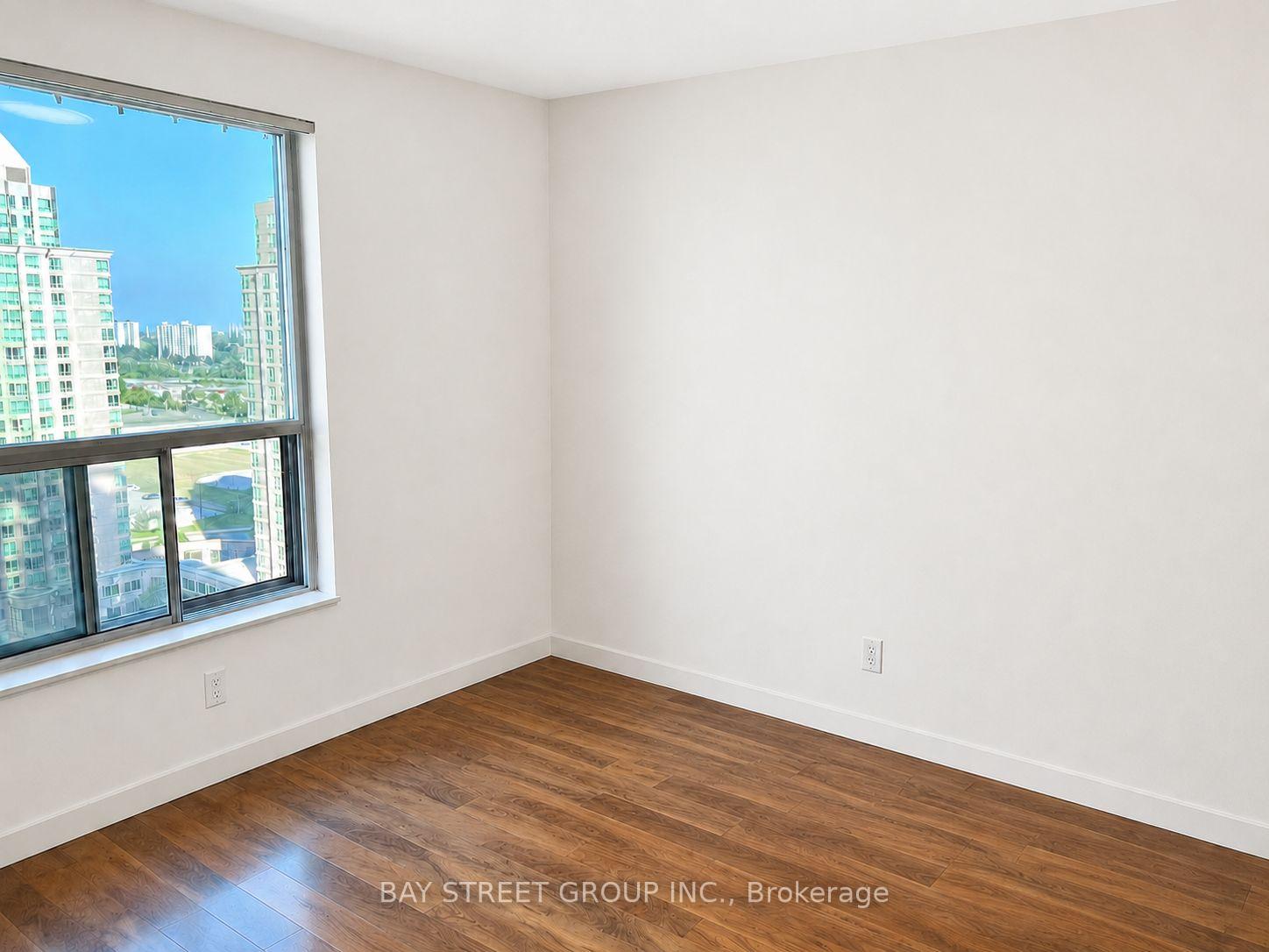 Photo 2 of 36 Lee Centre Drive, Scarborough, Woburn — HOMEH