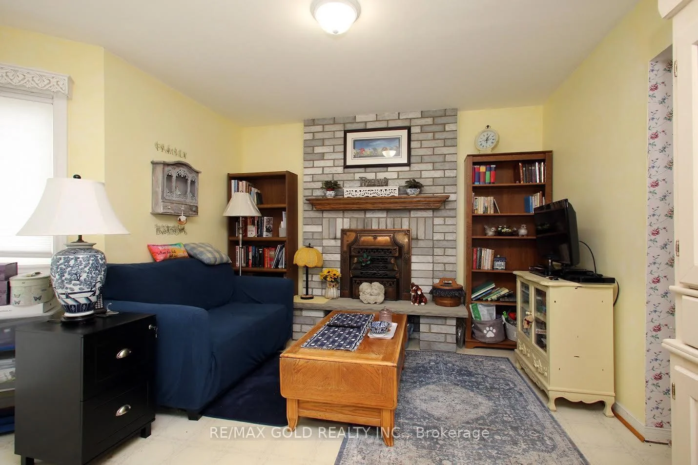 Photo 6 of 65 Cheviot Crescent, Brampton, Heart Lake East — HOMEH