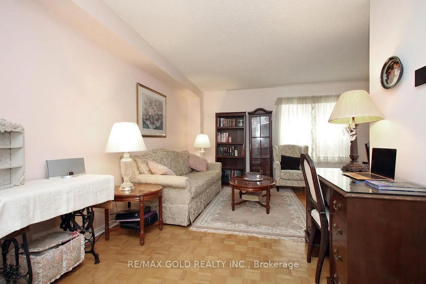 Photo 10 of 65 Cheviot Crescent, Brampton, Heart Lake East — HOMEH
