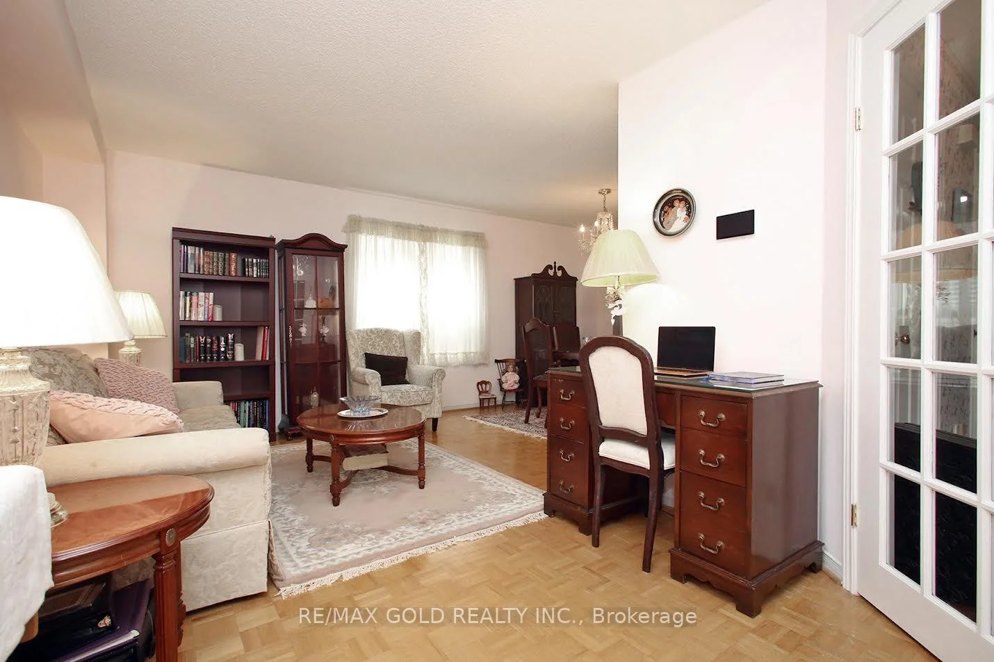 Photo 11 of 65 Cheviot Crescent, Brampton, Heart Lake East — HOMEH