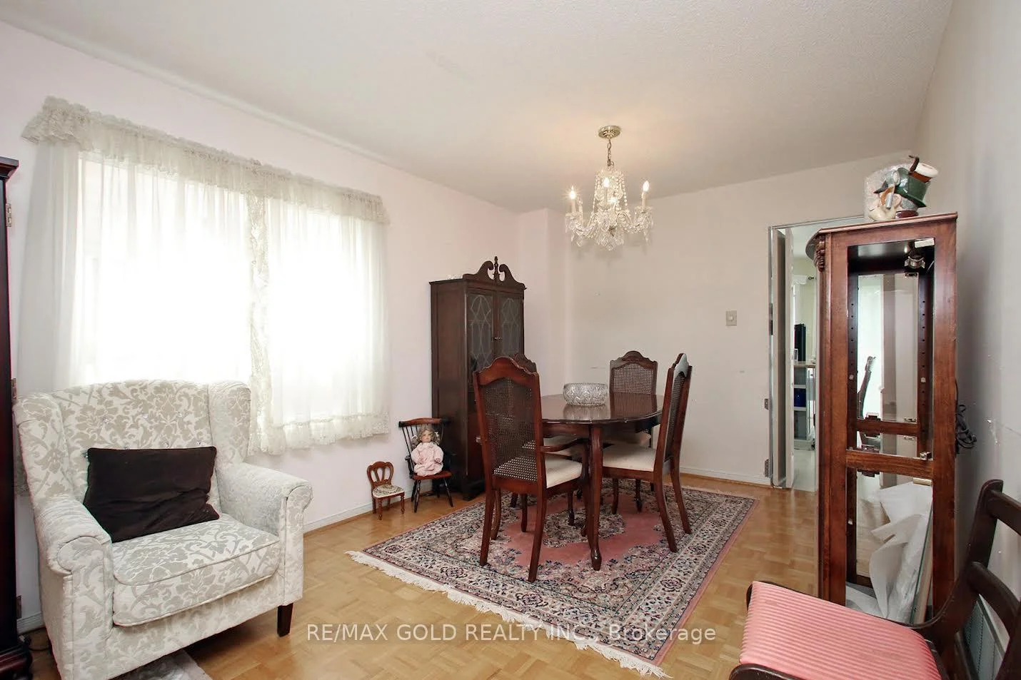 Photo 13 of 65 Cheviot Crescent, Brampton, Heart Lake East — HOMEH