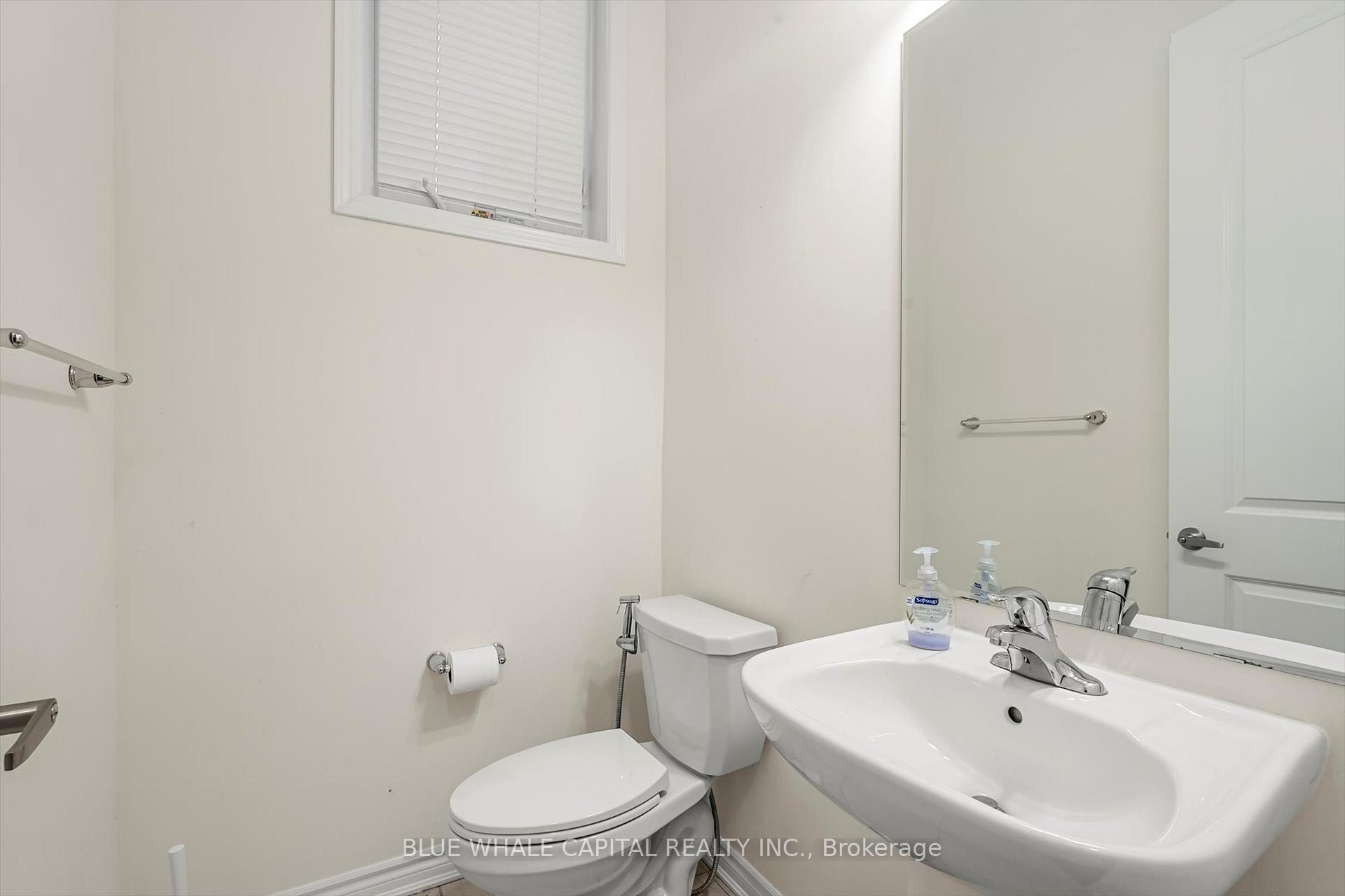 Photo 12 of 14 Ness Drive, Richmond Hill, Rural Richmond Hill — HOMEH