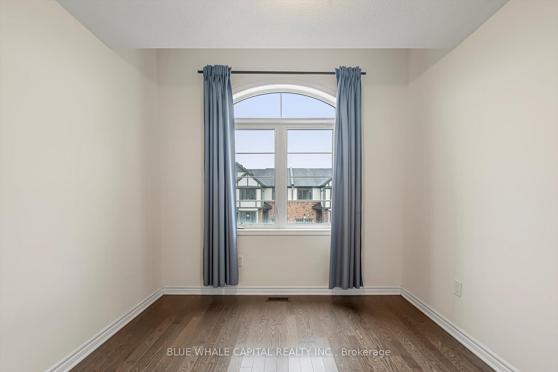 Photo 15 of 14 Ness Drive, Richmond Hill, Rural Richmond Hill — HOMEH