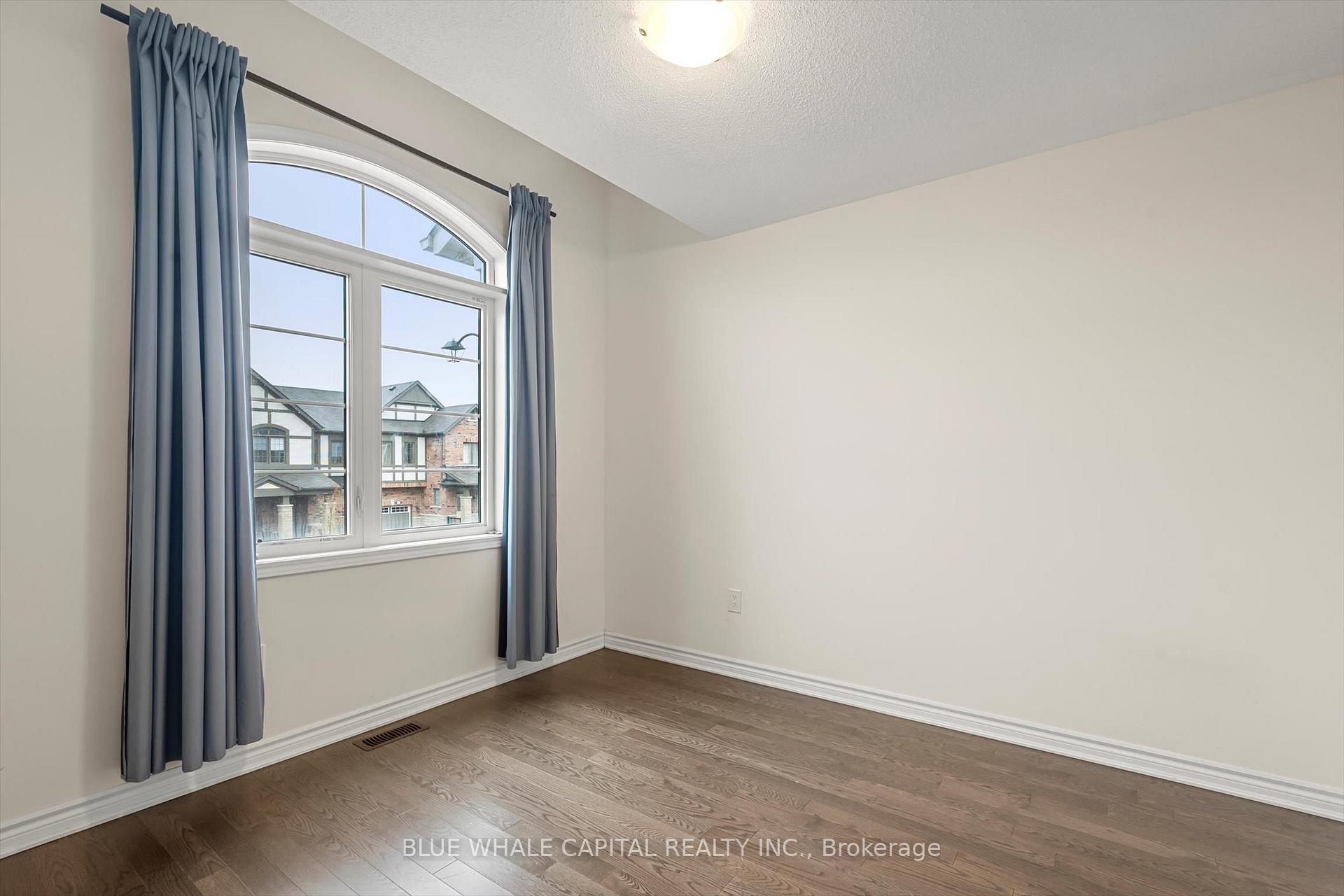 Photo 16 of 14 Ness Drive, Richmond Hill, Rural Richmond Hill — HOMEH