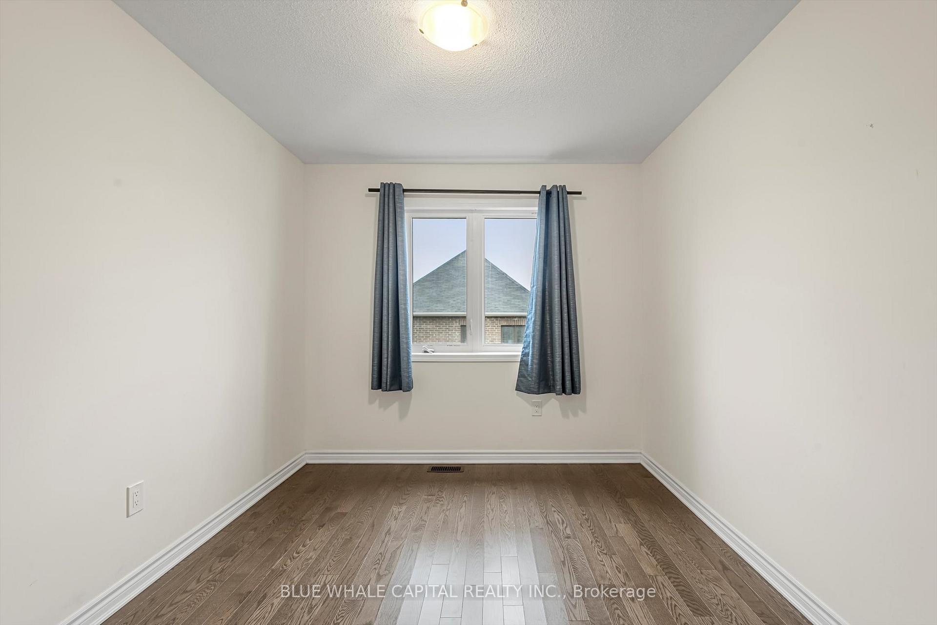 Photo 17 of 14 Ness Drive, Richmond Hill, Rural Richmond Hill — HOMEH