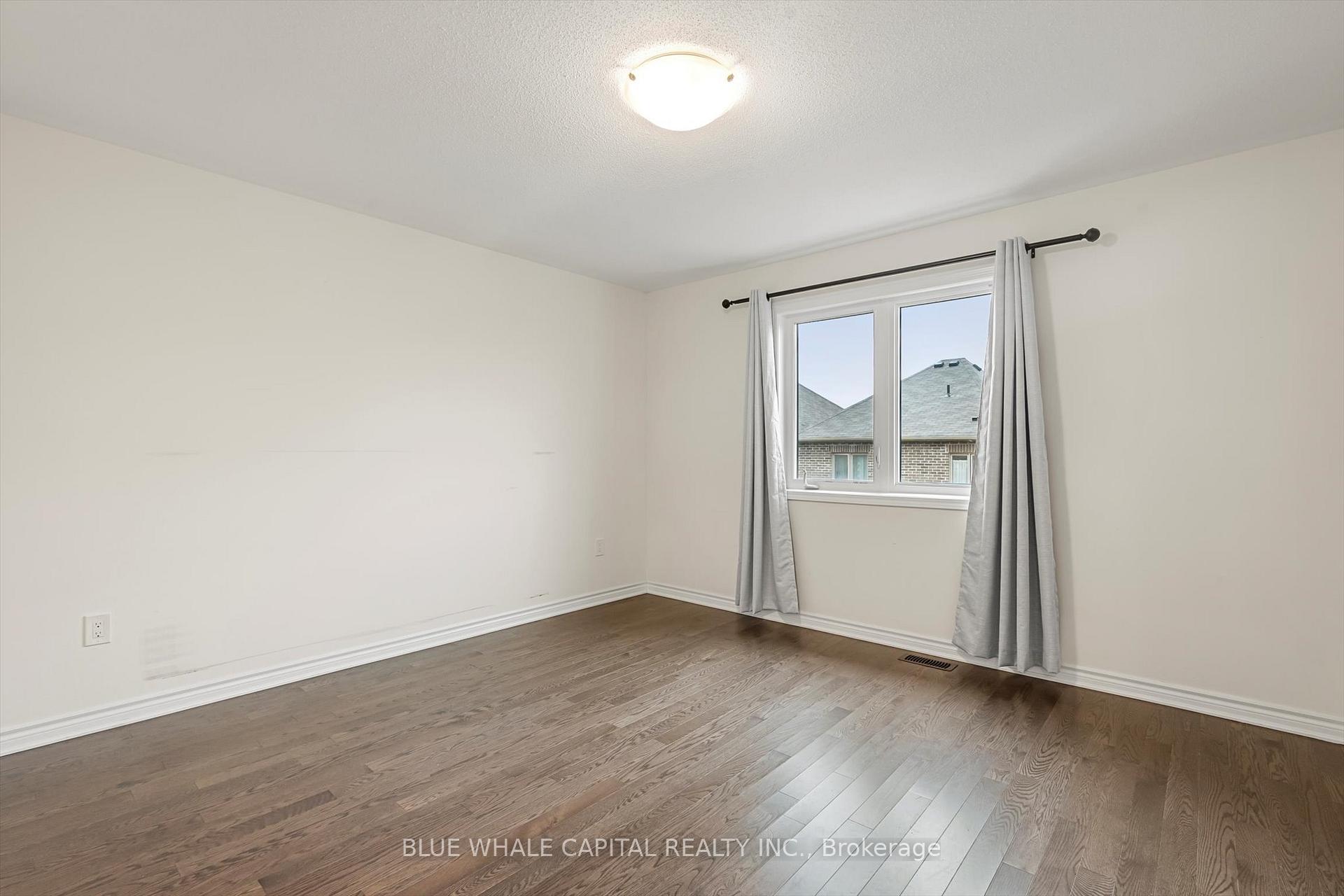 Photo 19 of 14 Ness Drive, Richmond Hill, Rural Richmond Hill — HOMEH
