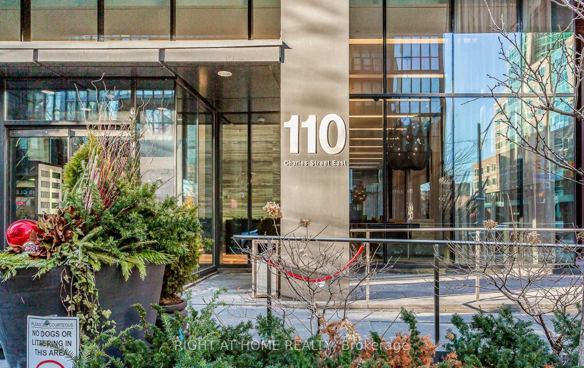 Photo 3 of Unit 1702, 110 Charles Street E, Toronto, Church-Yonge Corridor — HOMEH