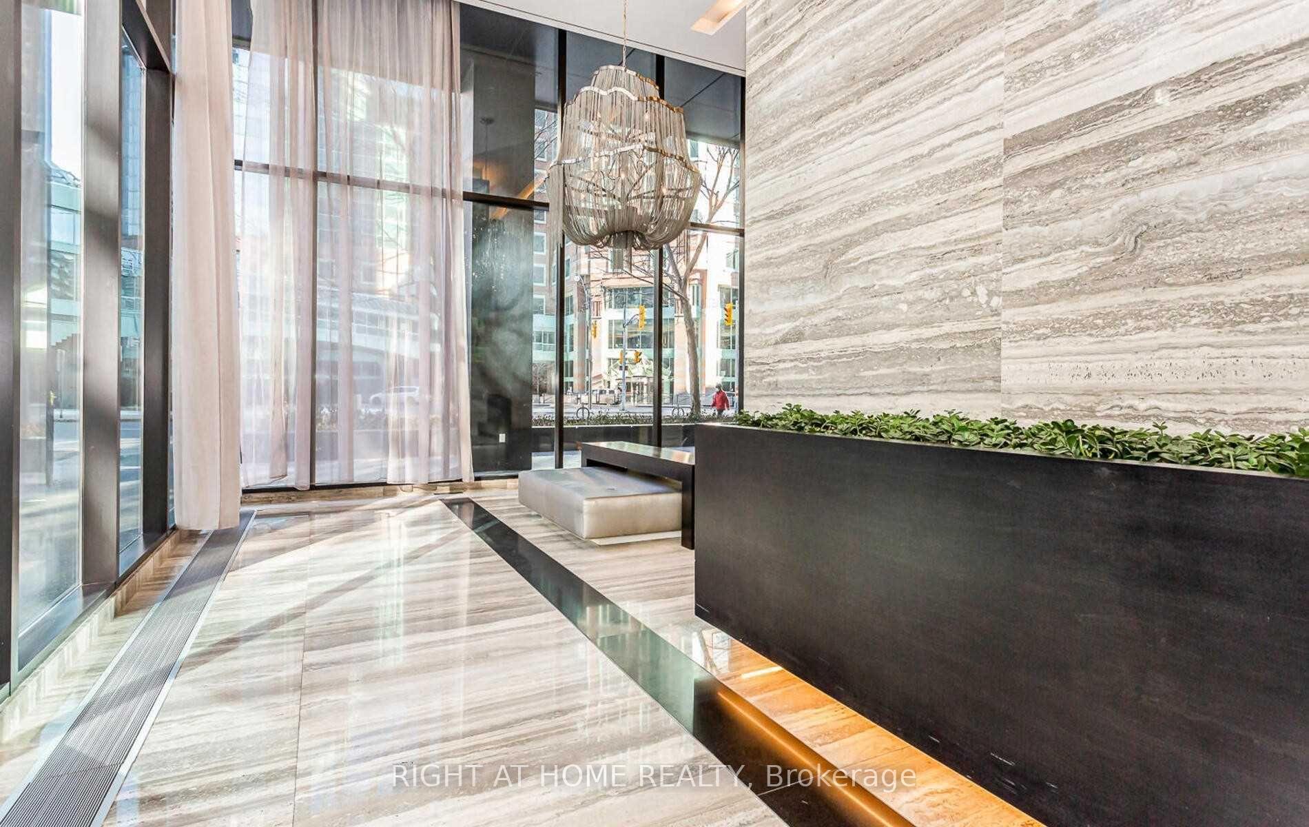 Photo 5 of Unit 1702, 110 Charles Street E, Toronto, Church-Yonge Corridor — HOMEH