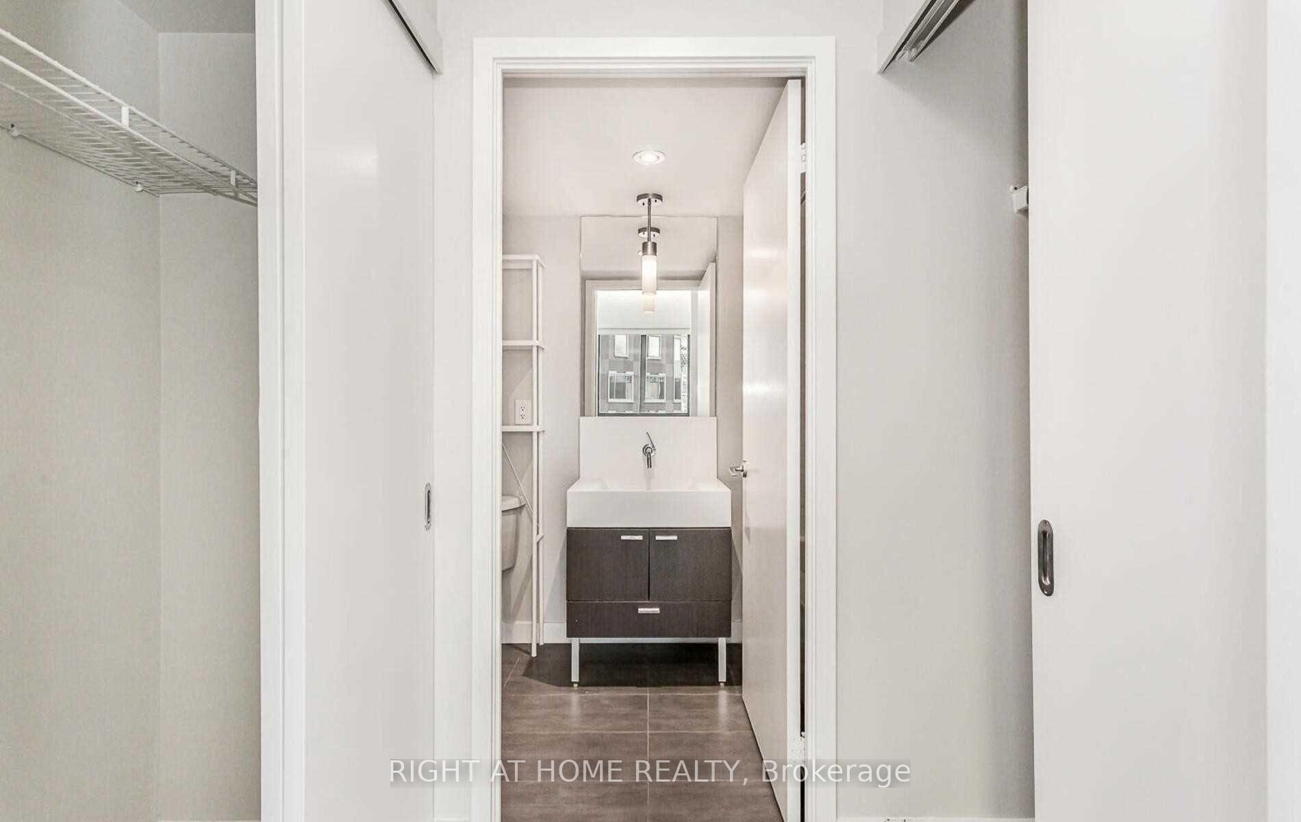 Photo 13 of Unit 1702, 110 Charles Street E, Toronto, Church-Yonge Corridor — HOMEH