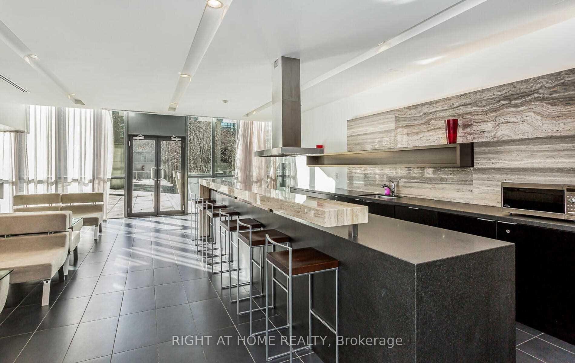 Photo 26 of Unit 1702, 110 Charles Street E, Toronto, Church-Yonge Corridor — HOMEH