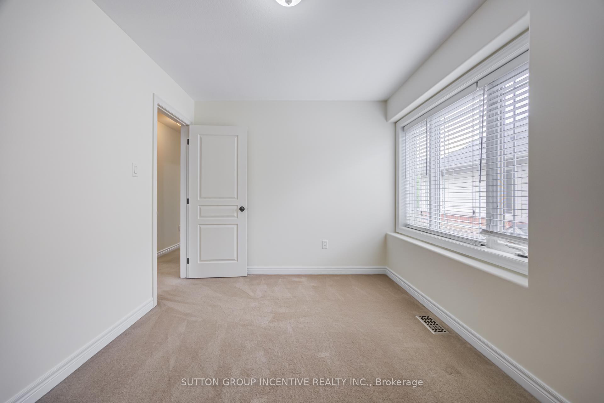 Photo 26 of 46 Viking Drive, Hamilton, Binbrook — HOMEH