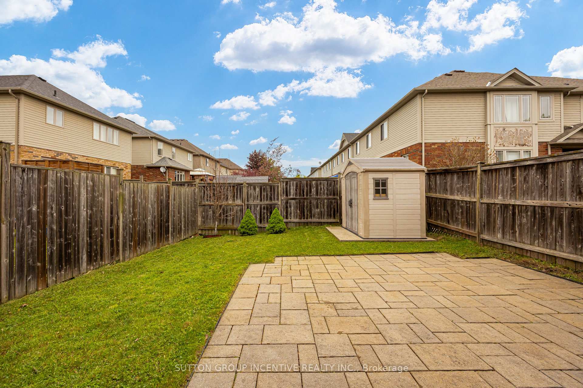 Photo 38 of 46 Viking Drive, Hamilton, Binbrook — HOMEH