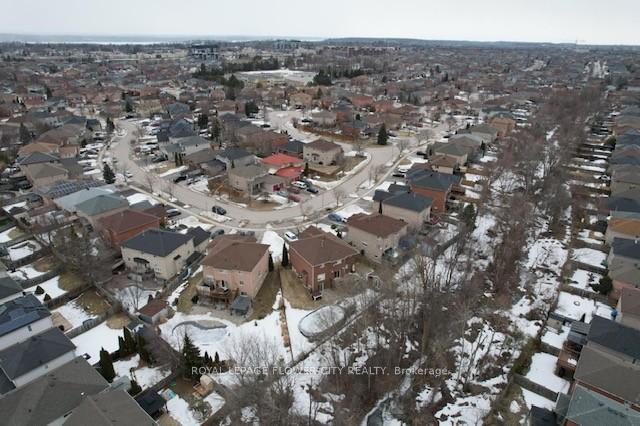 Photo 7 of 43 Carley Crescent, Barrie, Painswick South — HOMEH