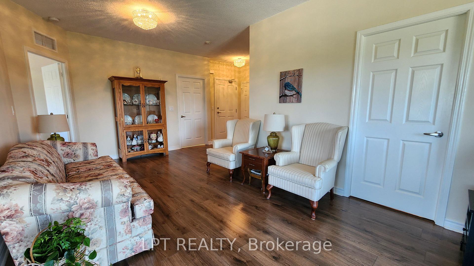 Photo 13 of Unit 303, 354 Atherley Road, Orillia — HOMEH