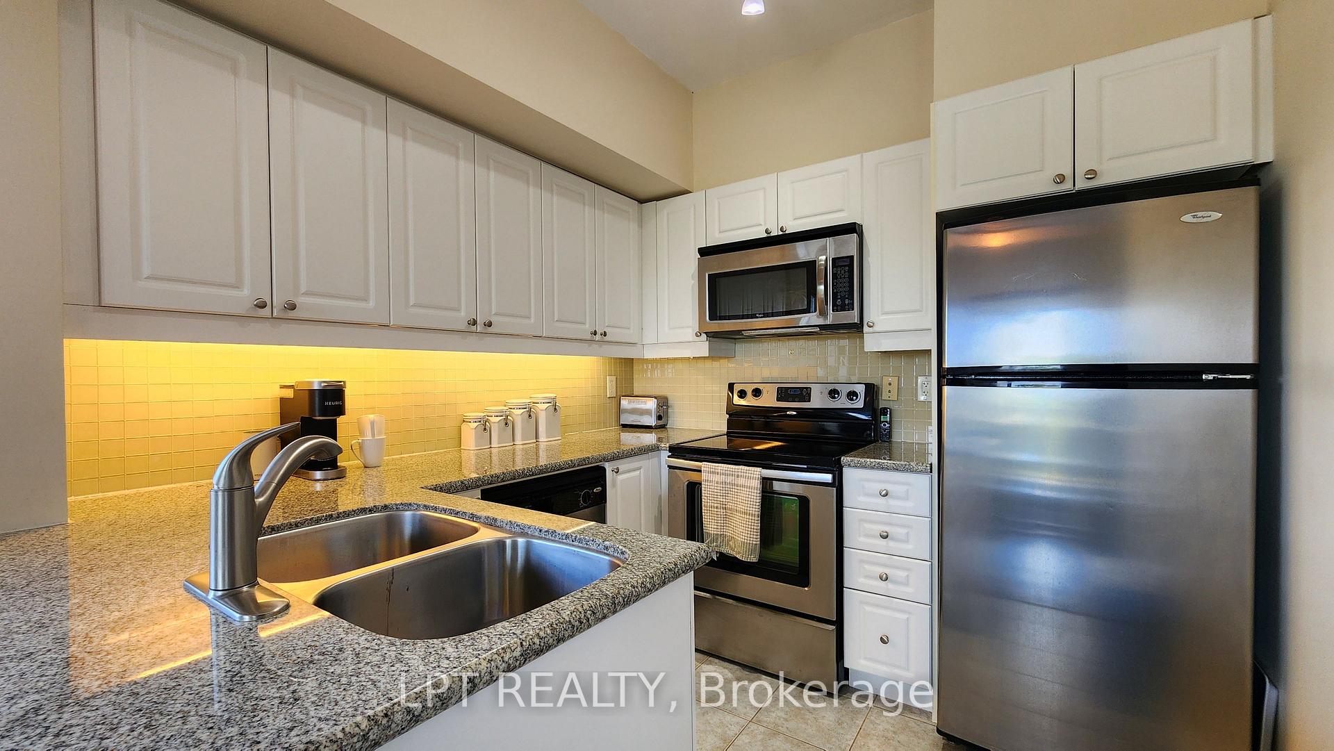 Photo 17 of Unit 303, 354 Atherley Road, Orillia — HOMEH