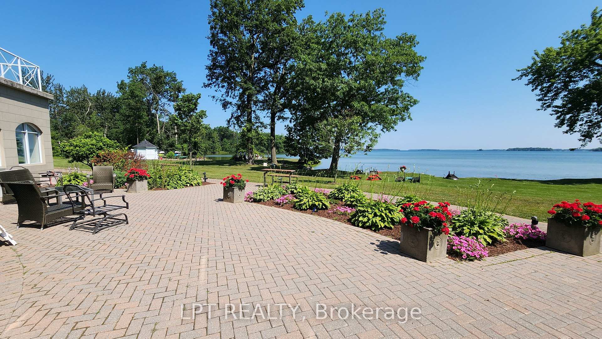 Photo 51 of Unit 303, 354 Atherley Road, Orillia — HOMEH