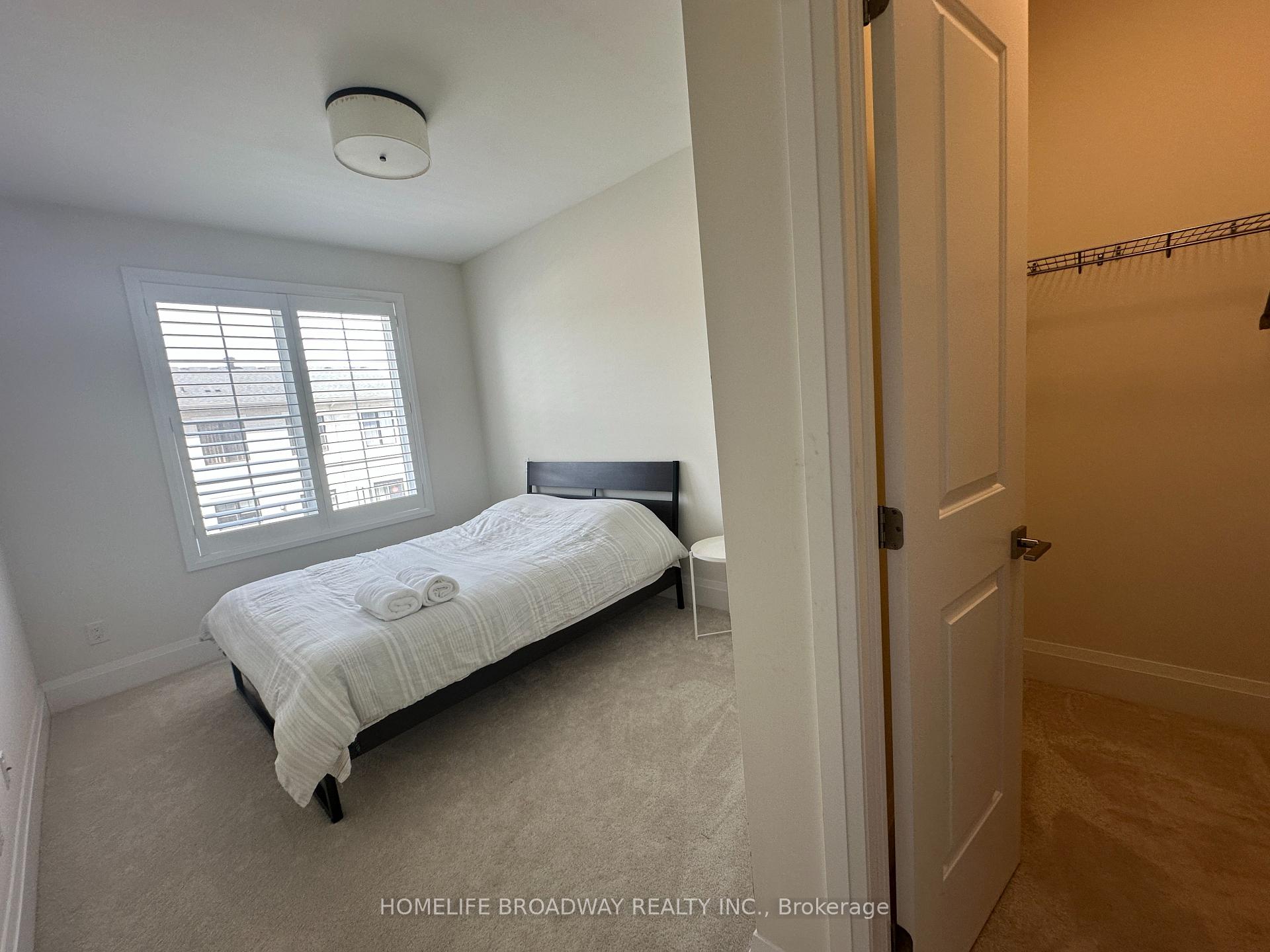 Photo 5 of Unit Th7, 392 Highway 7 E, Richmond Hill, Doncrest — HOMEH