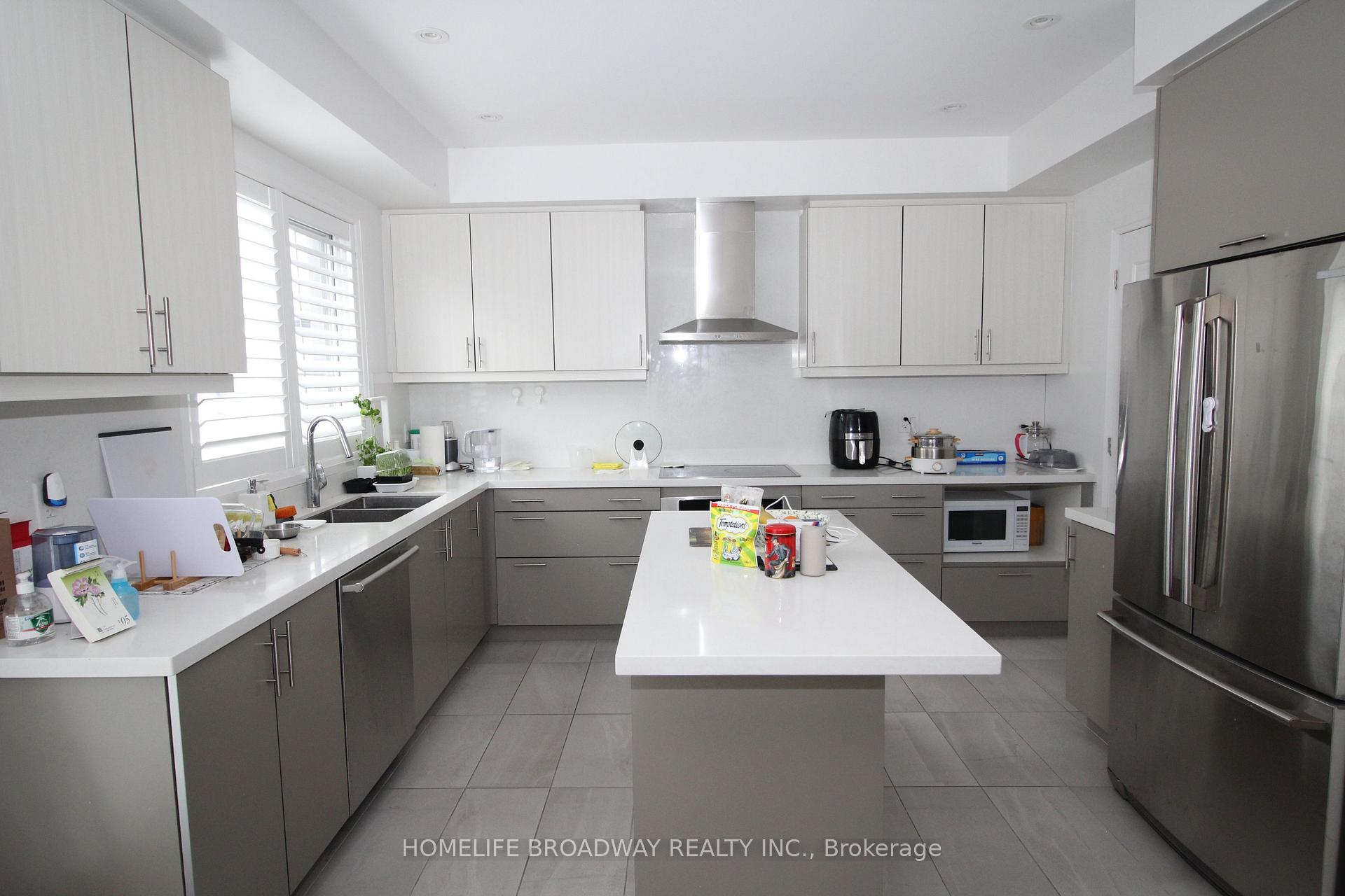 Photo 7 of Unit Th7, 392 Highway 7 E, Richmond Hill, Doncrest — HOMEH